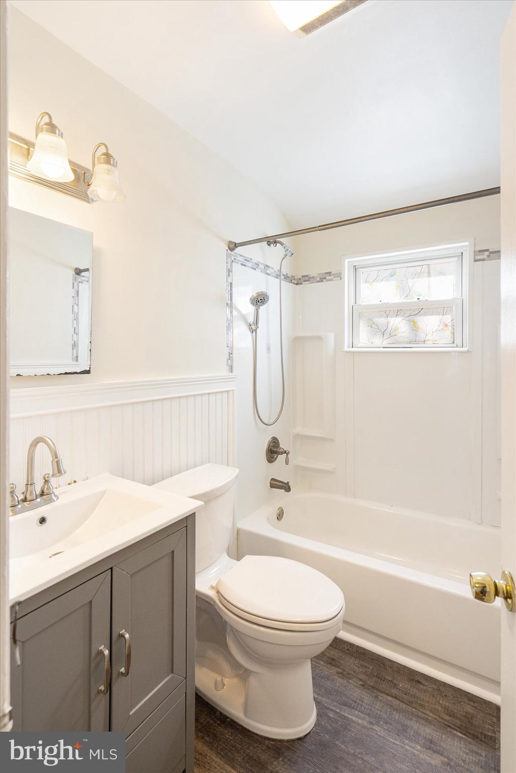 MIDDLESEX - Residential Lease