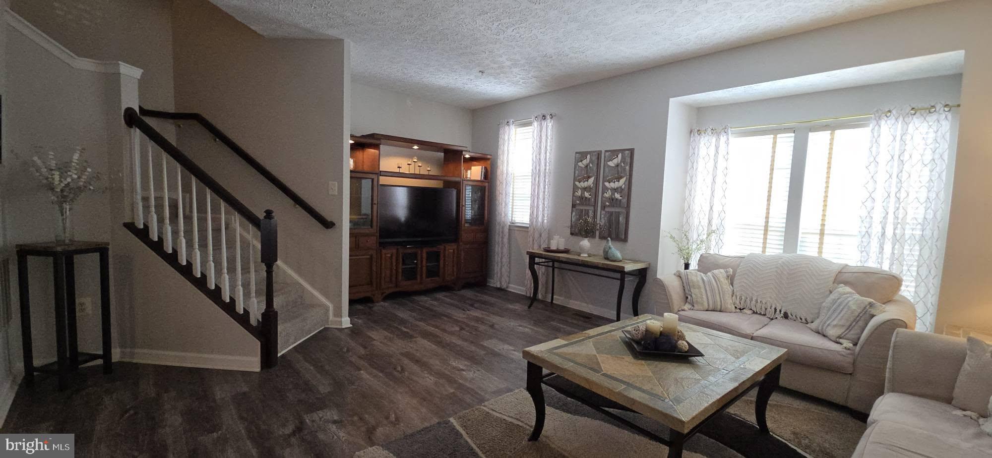 PERRY HALL FARMS - Residential