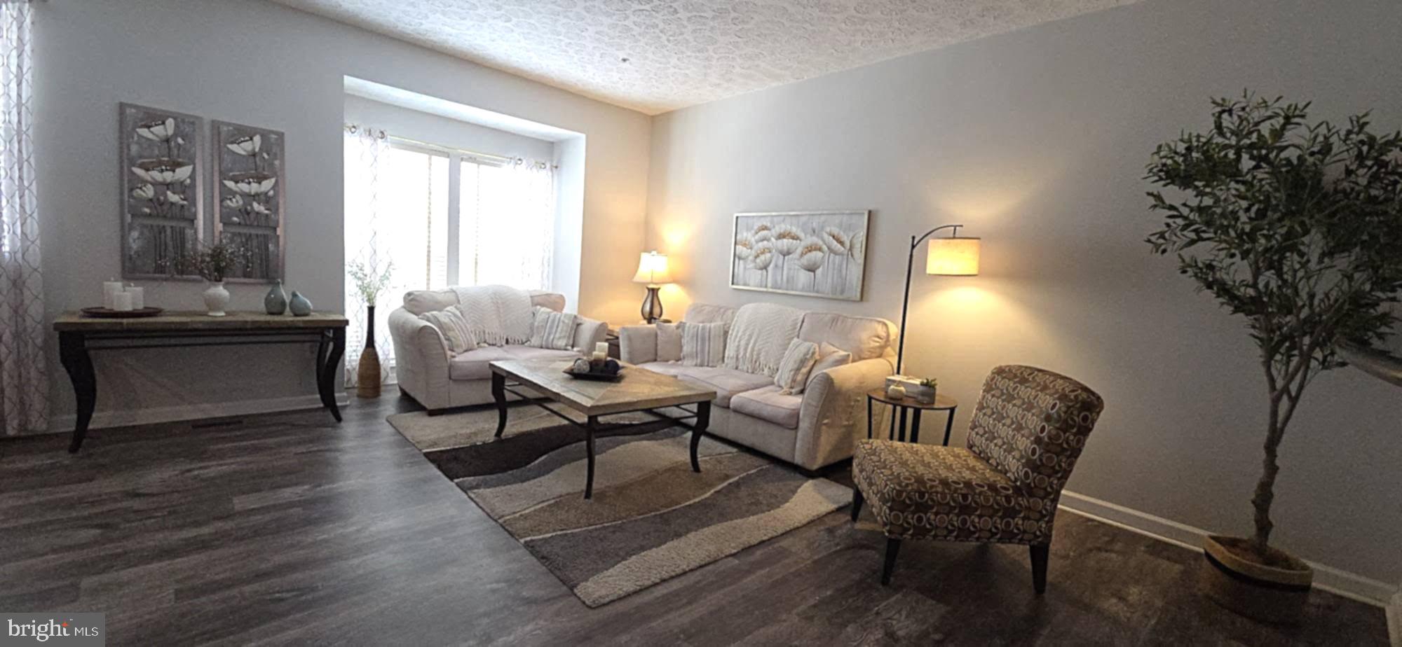 PERRY HALL FARMS - Residential