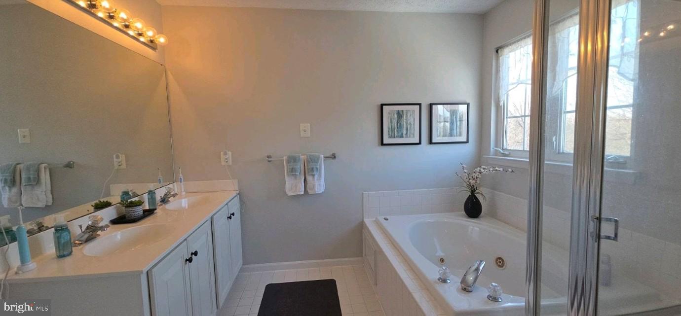 PERRY HALL FARMS - Residential