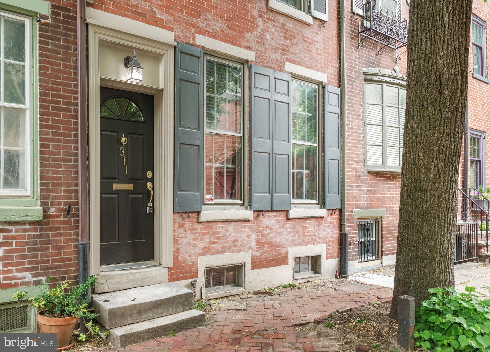 WASHINGTON SQ WEST - Residential