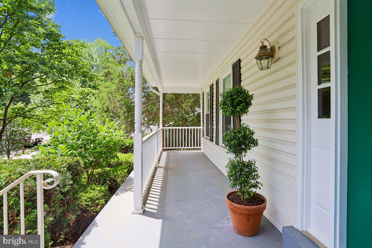 BARKER HILL - Residential