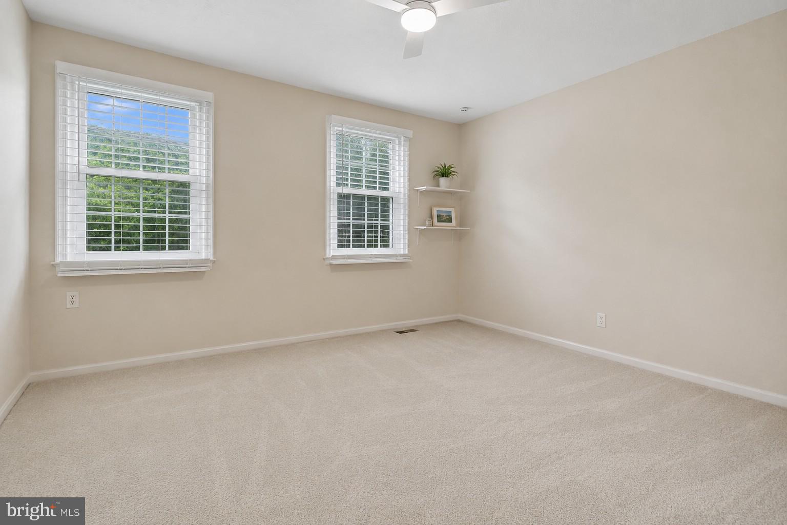 BARKER HILL - Residential