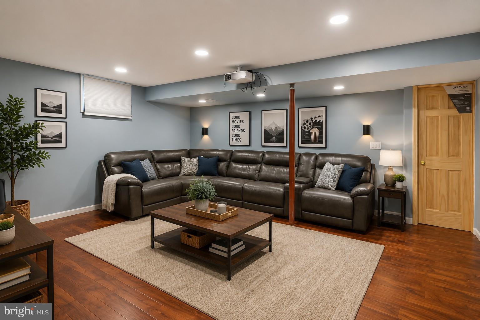 BARKER HILL - Residential