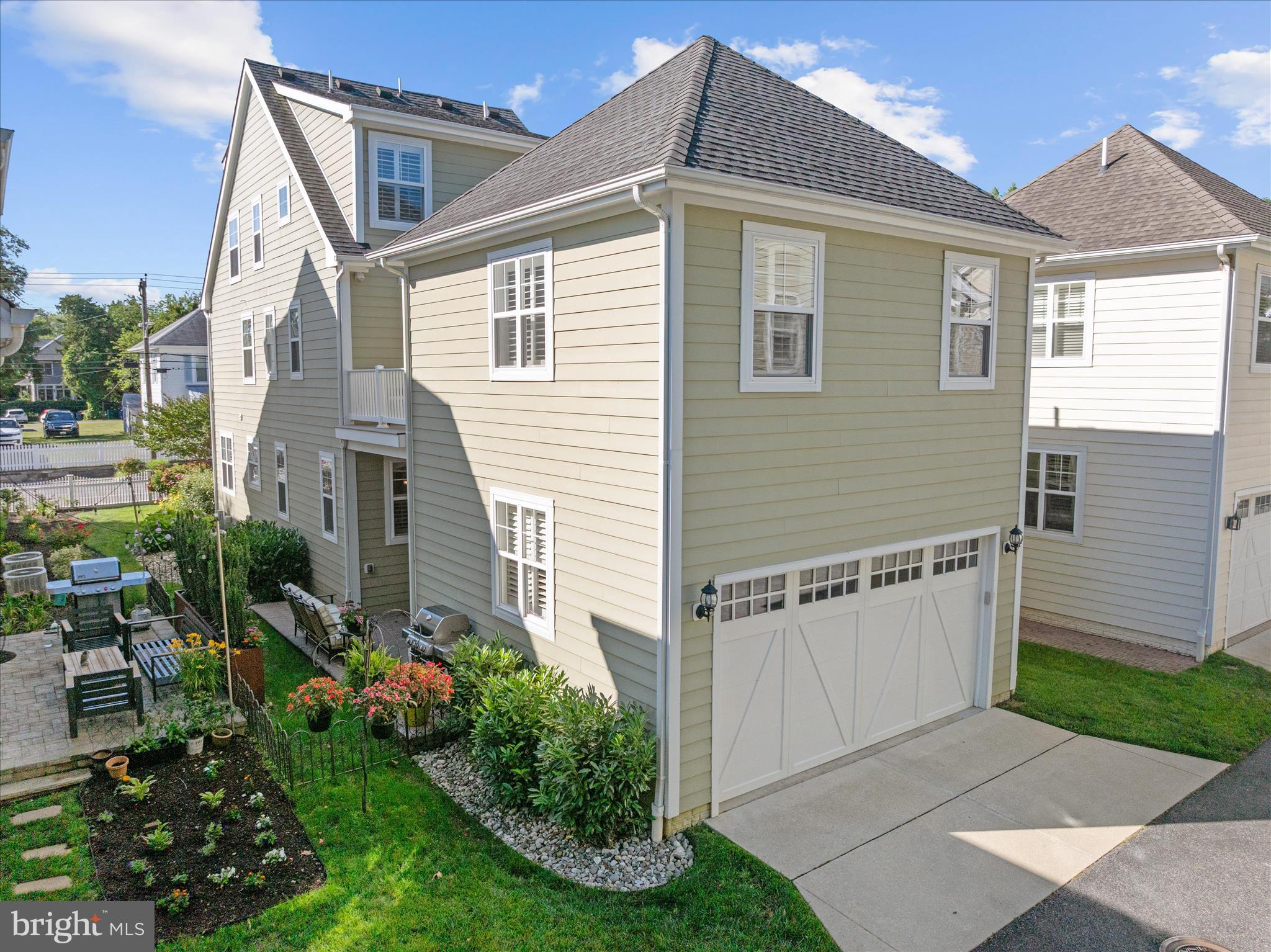 EASTPORT - Residential