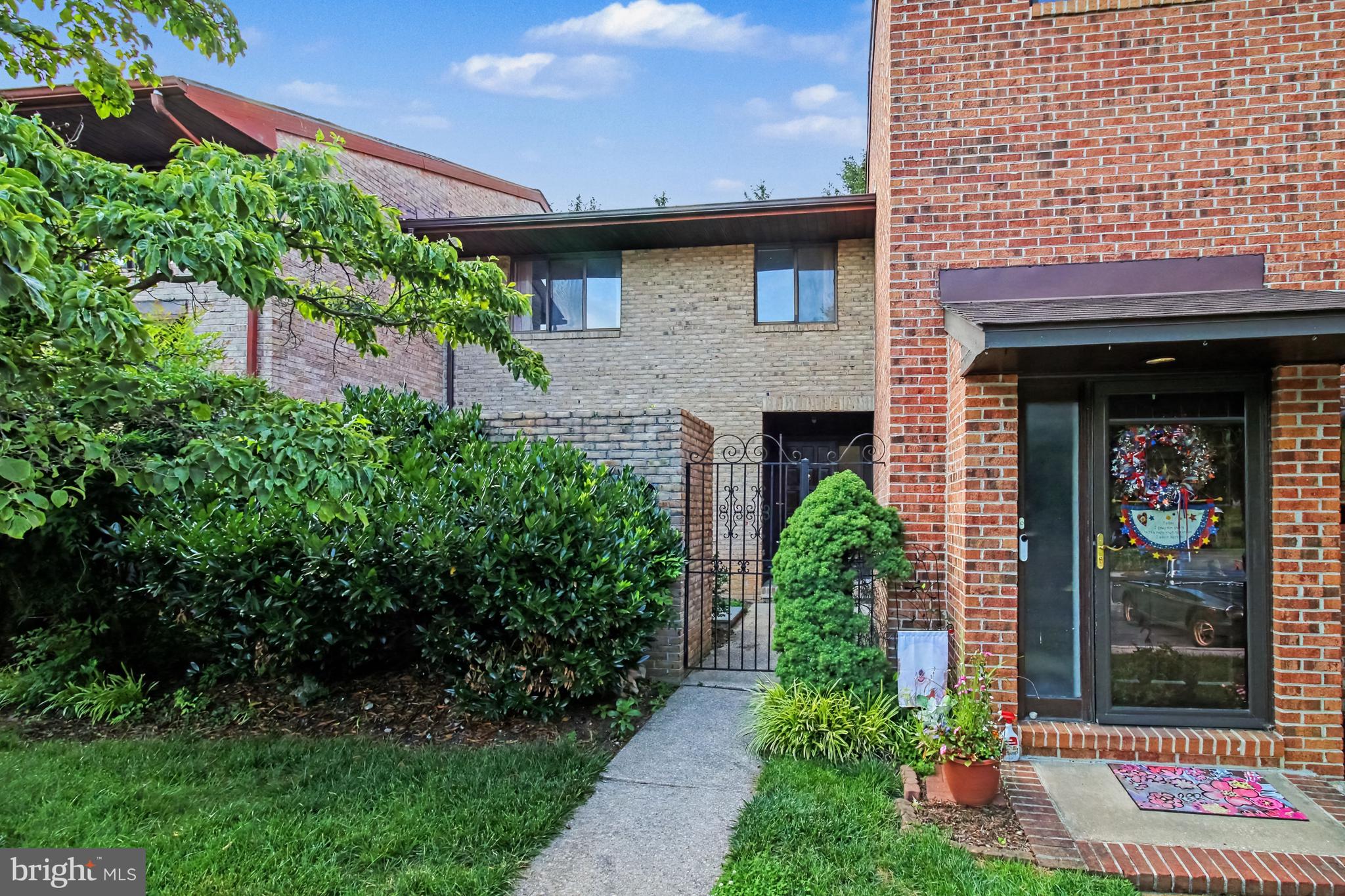 VALLEYWOOD AT FIVE FARMS - Residential
