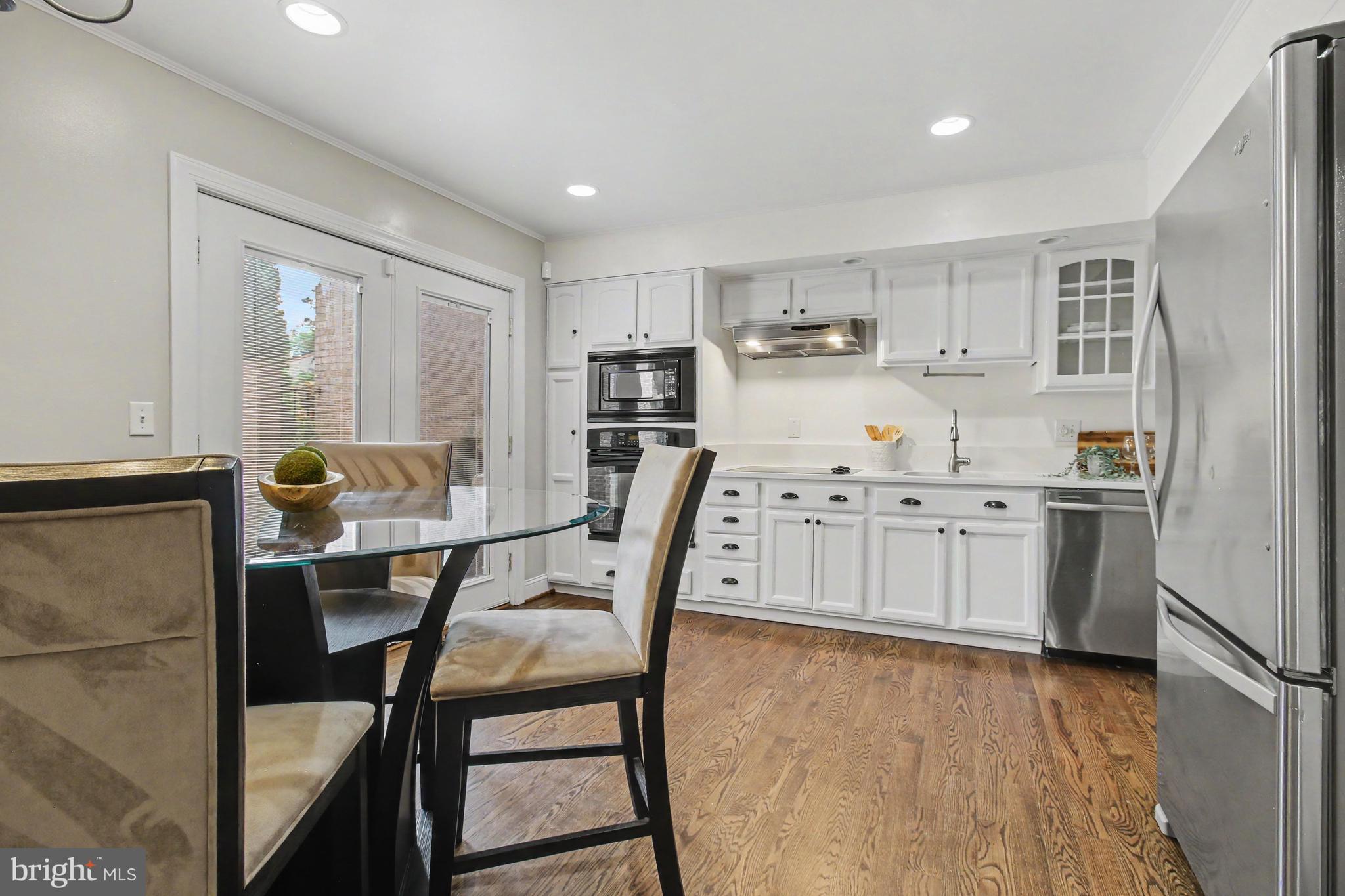 VALLEYWOOD AT FIVE FARMS - Residential