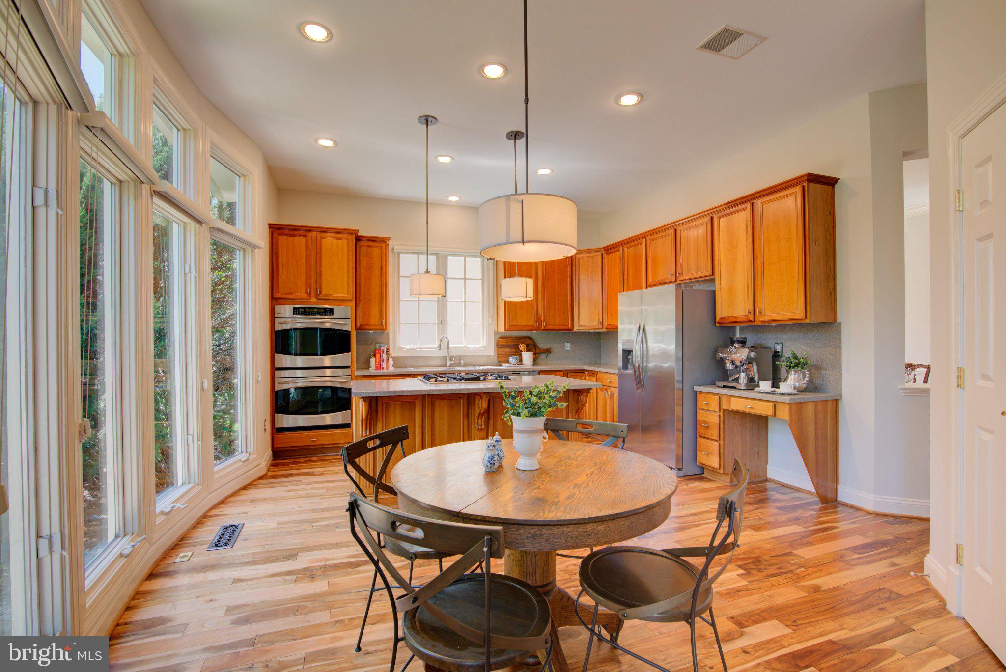 RIVER CREEK - Residential