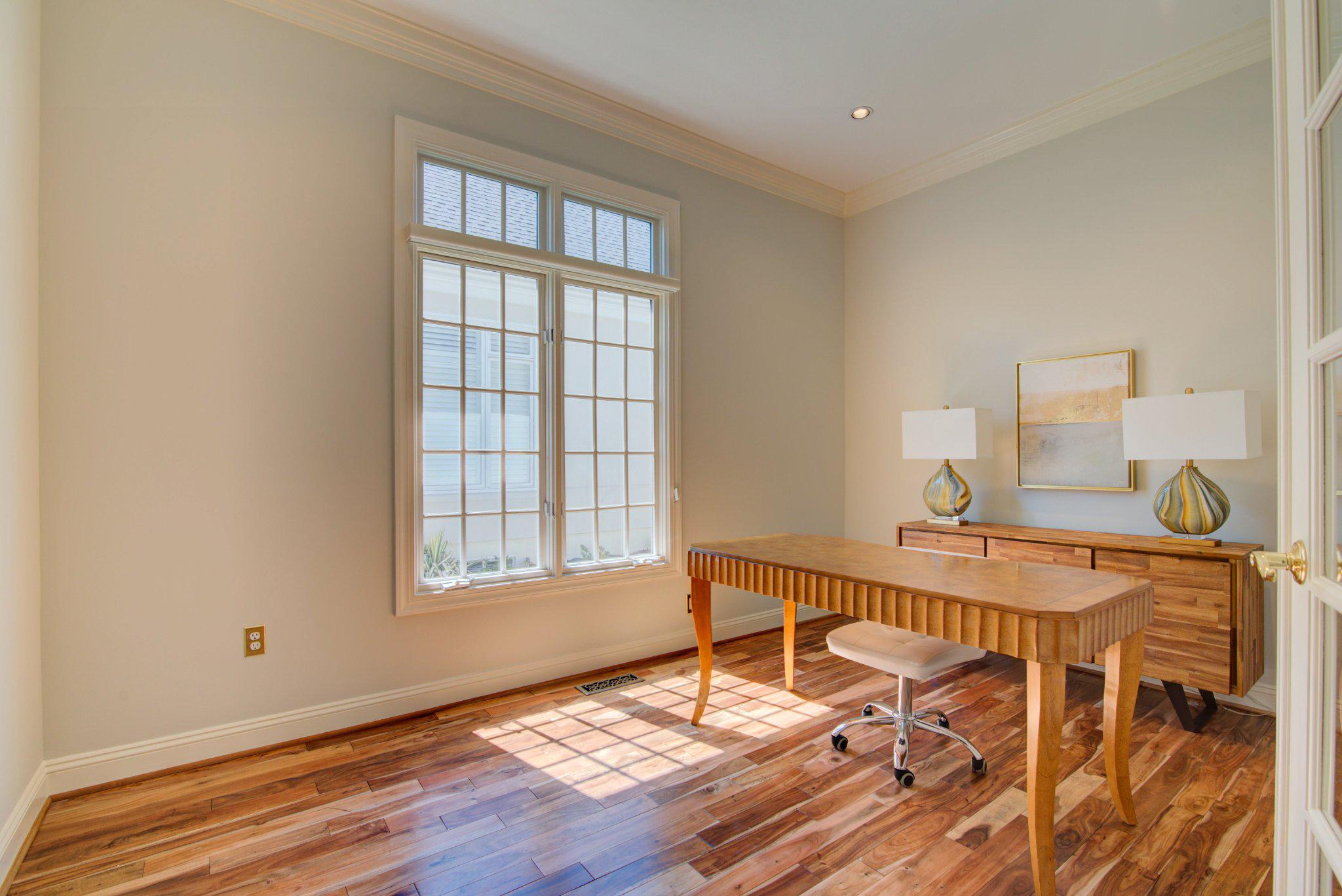 RIVER CREEK - Residential