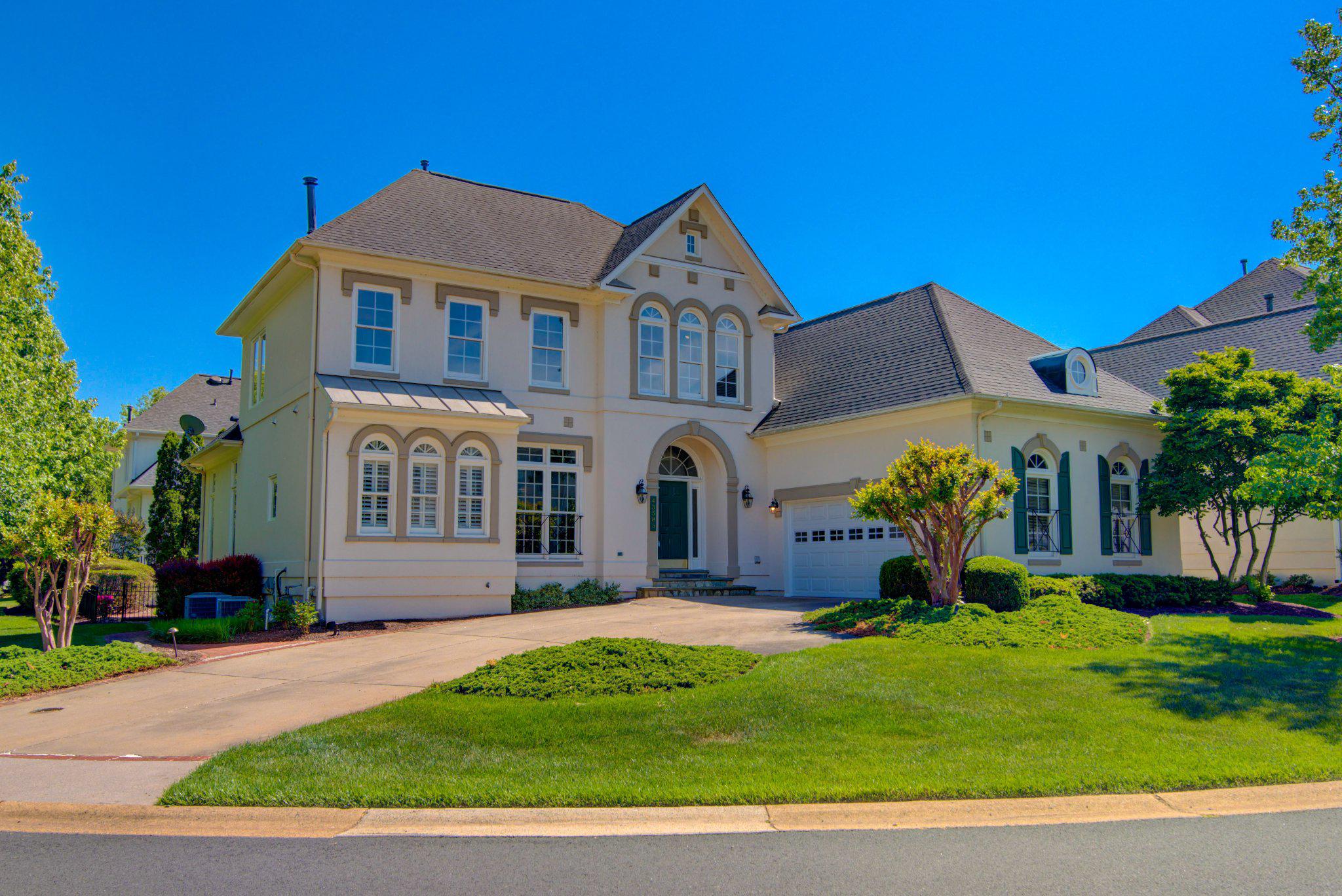 RIVER CREEK - Residential