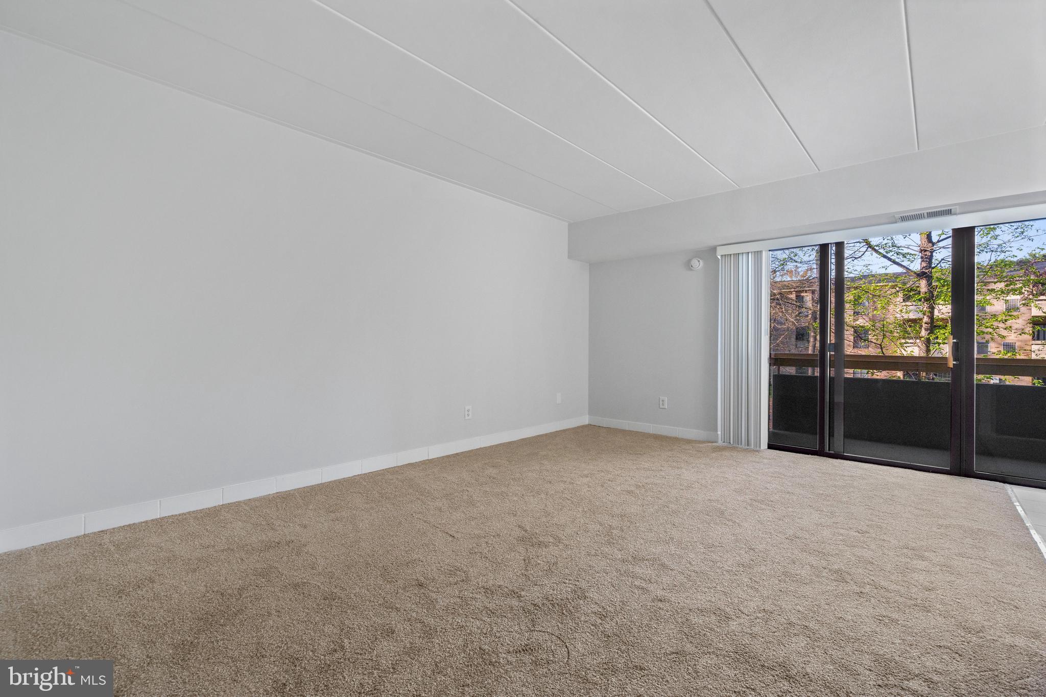 GLENVALE CONDO - Residential