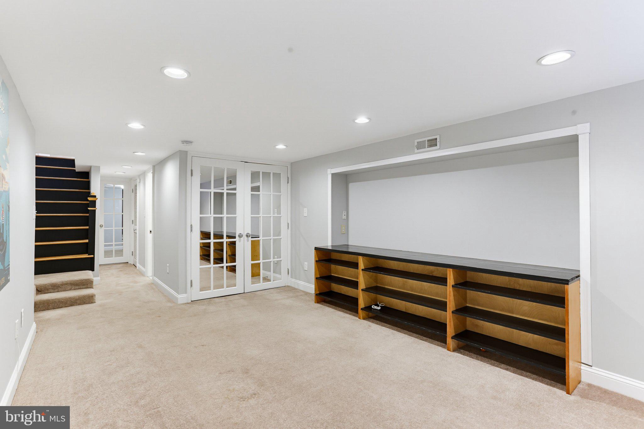 HIGHLANDTOWN - Residential