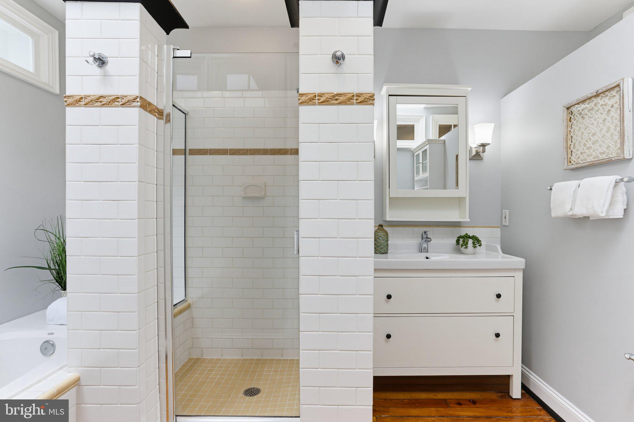 HIGHLANDTOWN - Residential