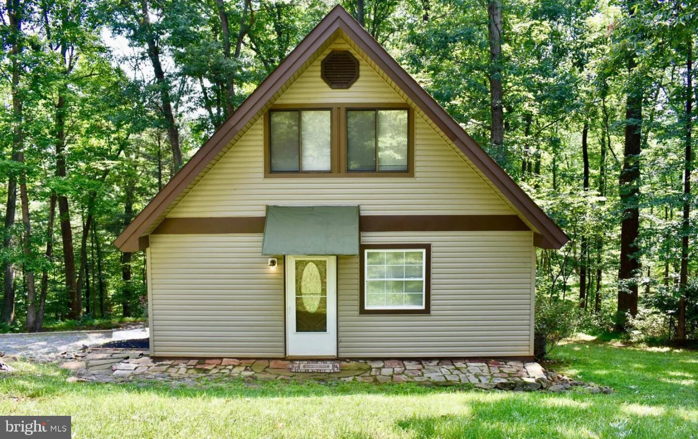 WHITE OAK LAKE - Residential