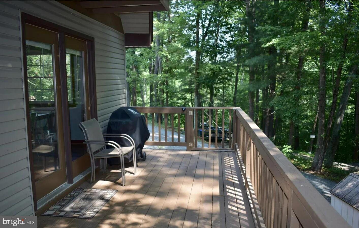 WHITE OAK LAKE - Residential