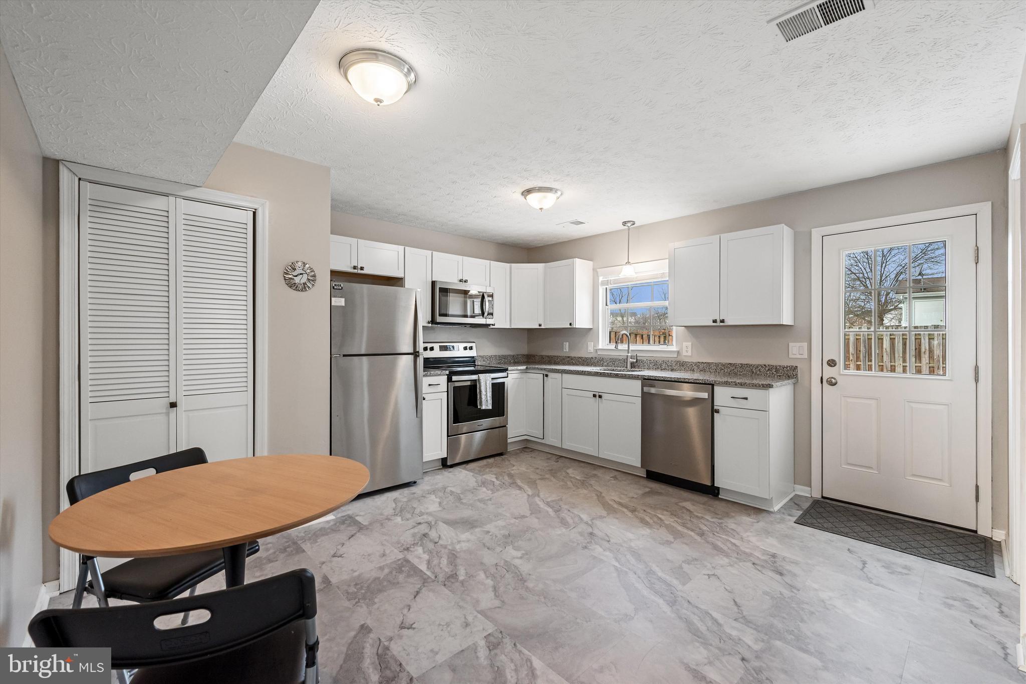 BROOKLAND HEIGHTS - Residential