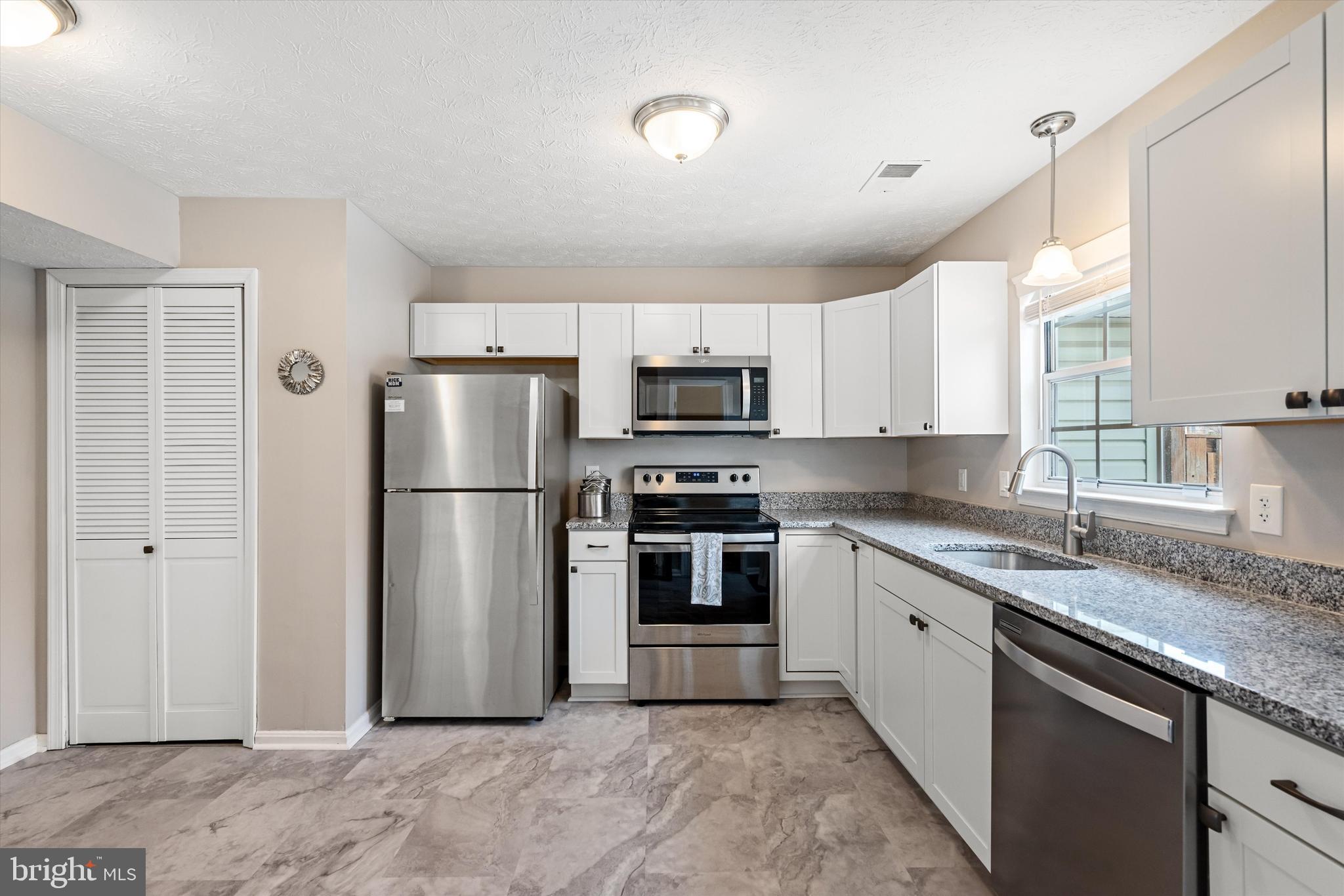 BROOKLAND HEIGHTS - Residential