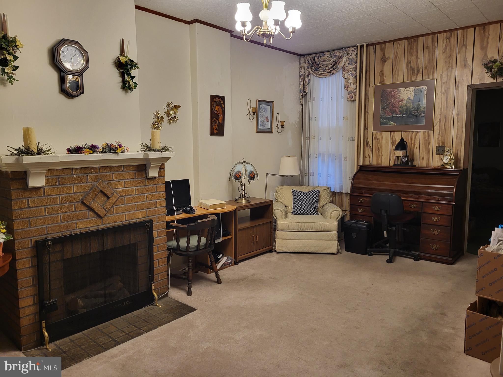 POTTSVILLE - Residential