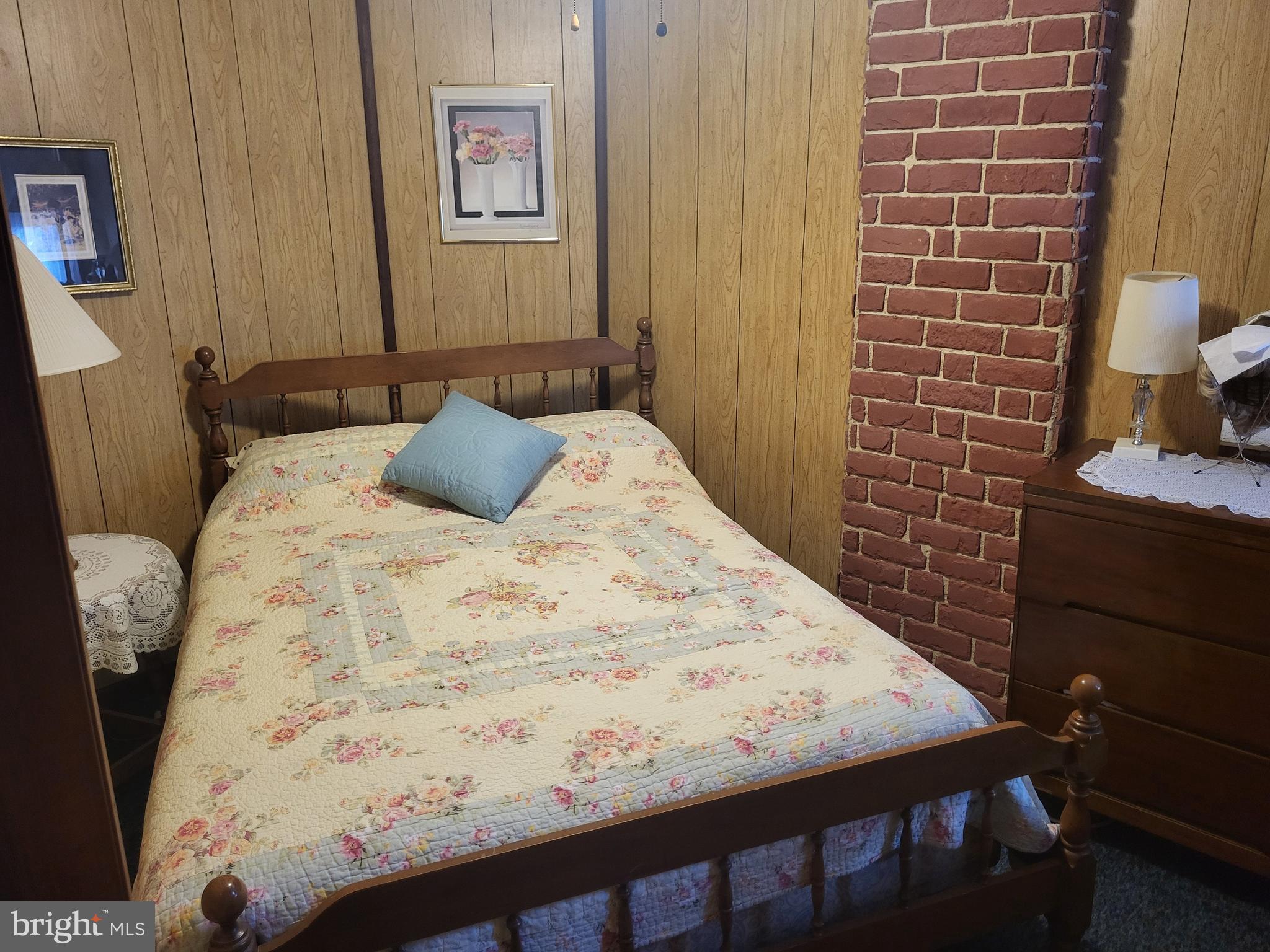 POTTSVILLE - Residential