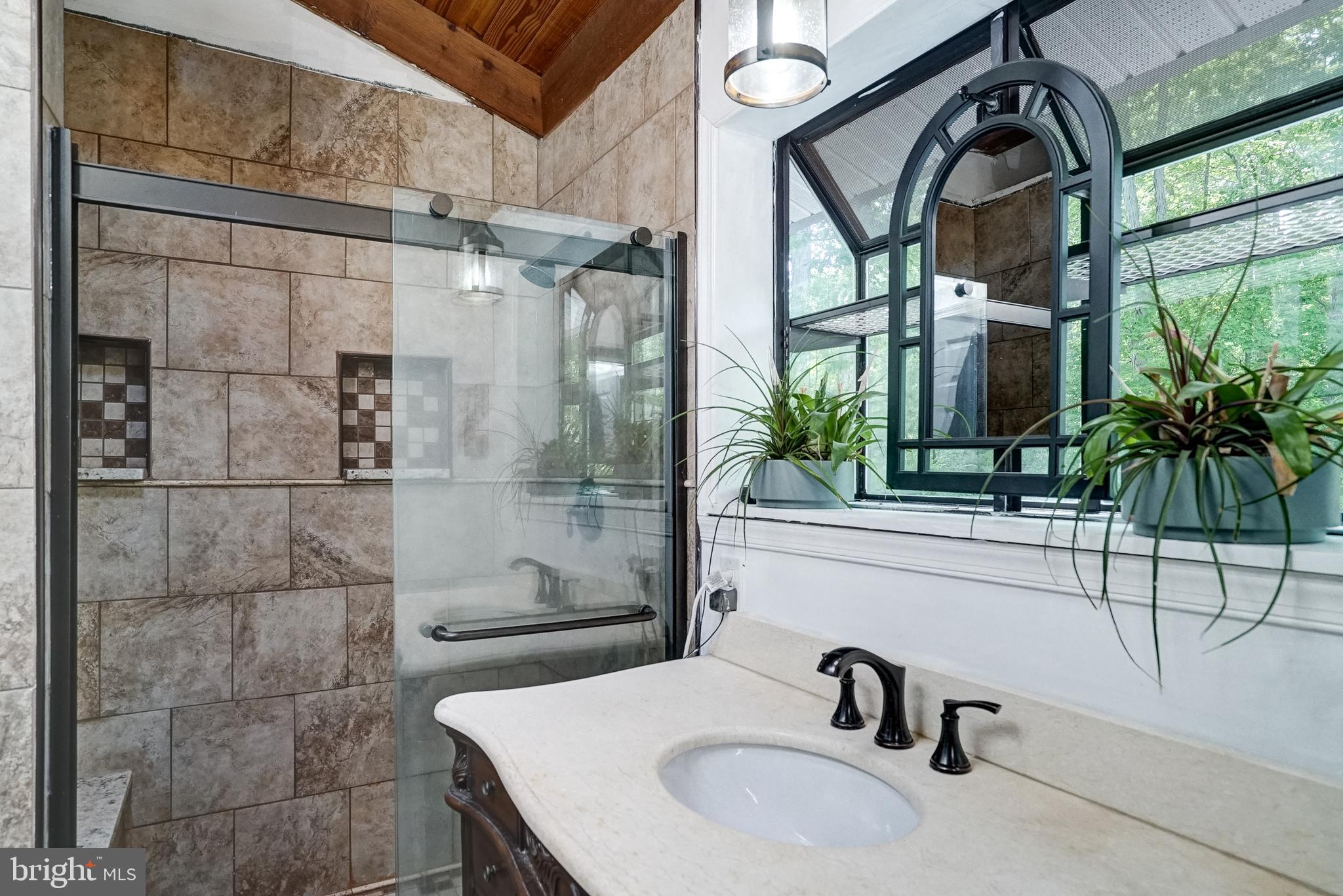 WINDWOOD COVES - Residential