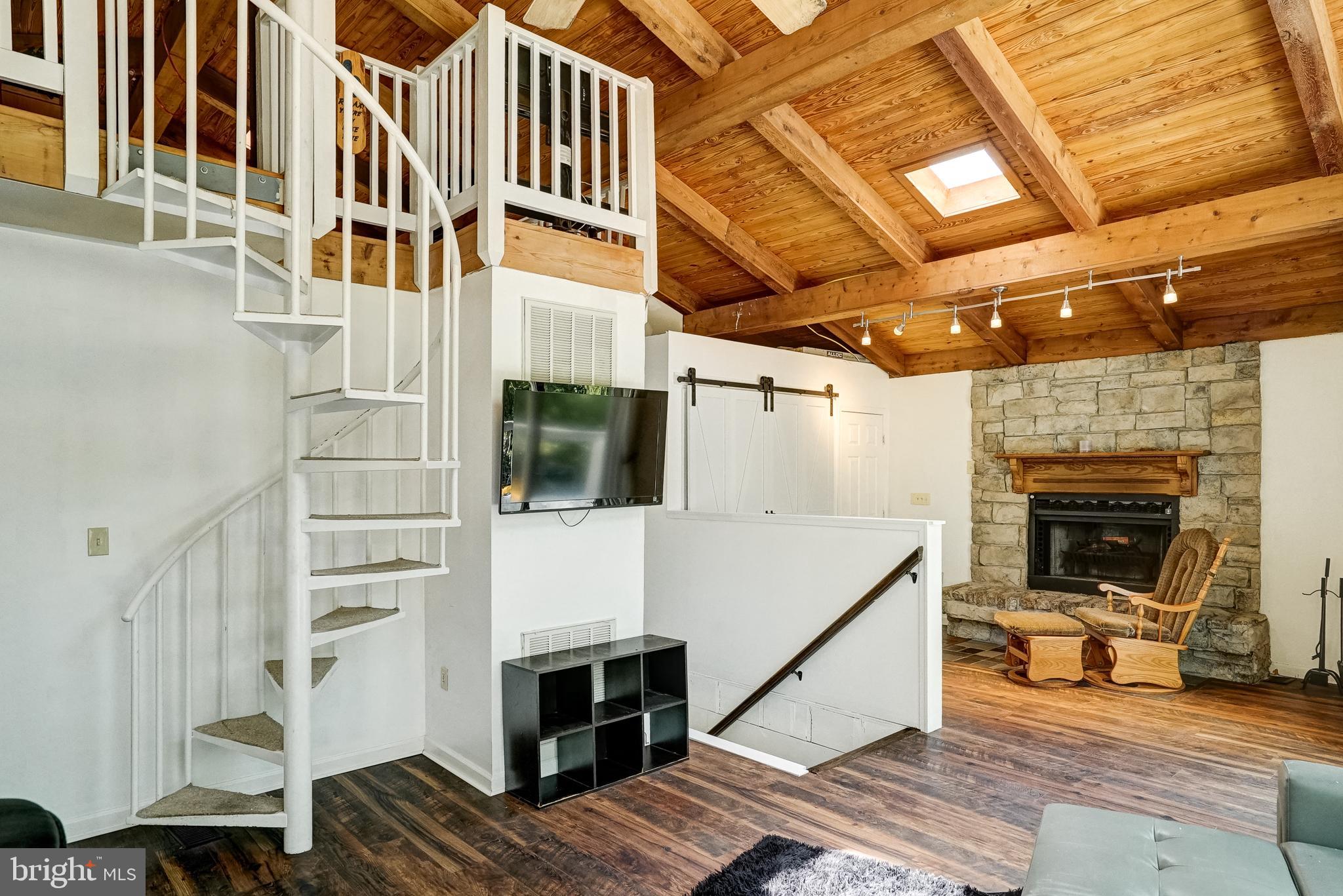 WINDWOOD COVES - Residential