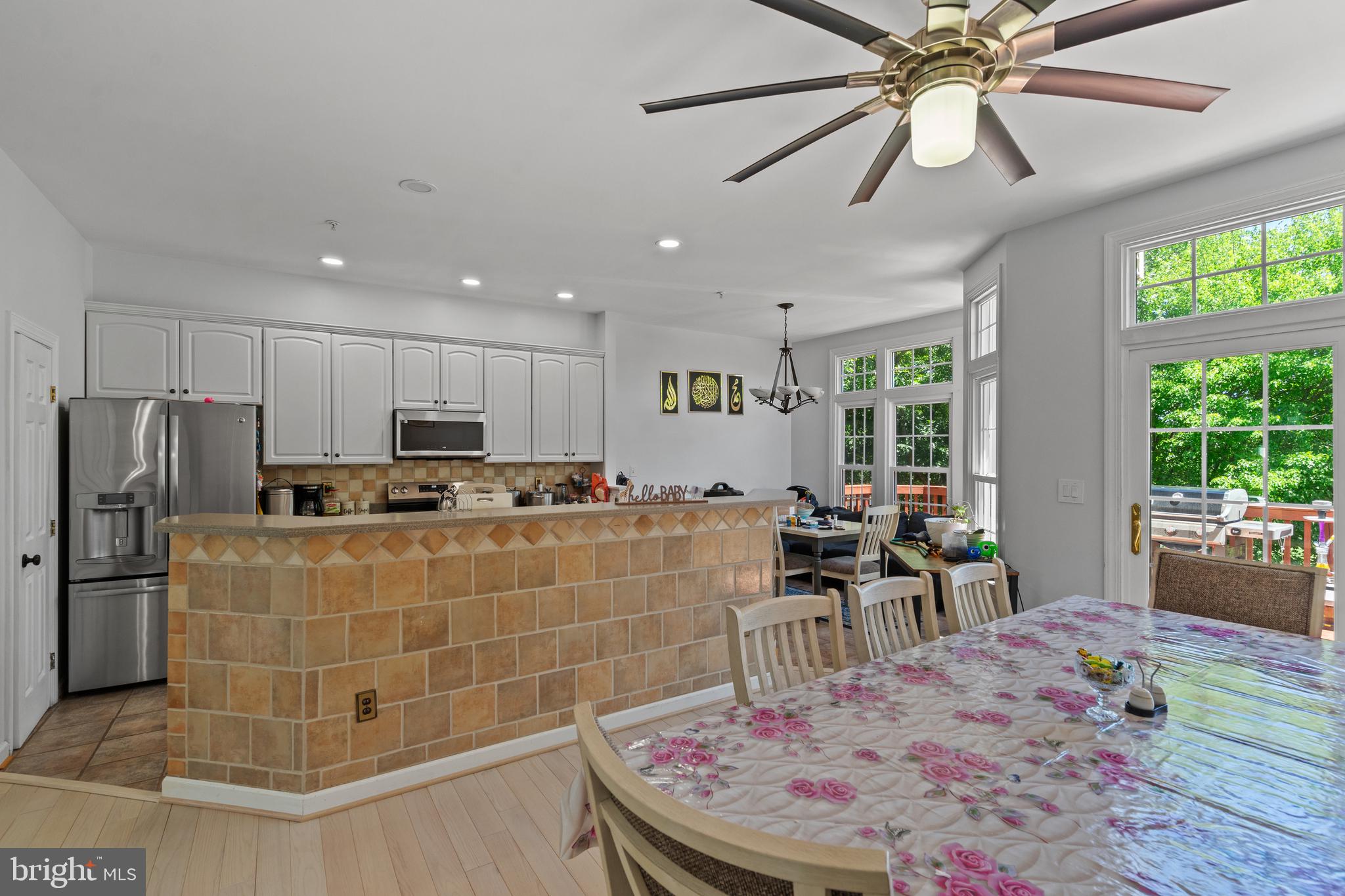 LYNDWOOD - Residential