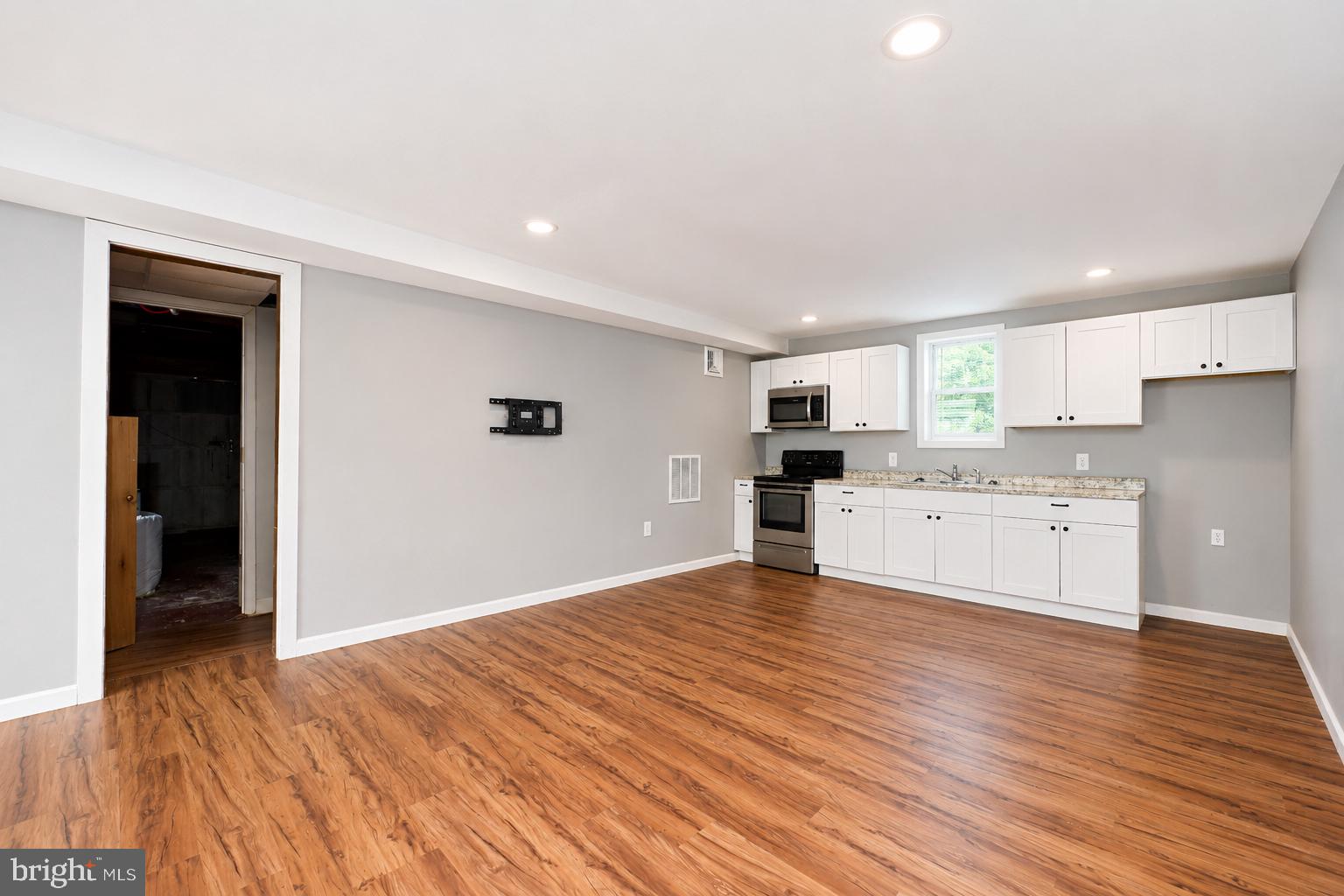 PALMDALE - Residential