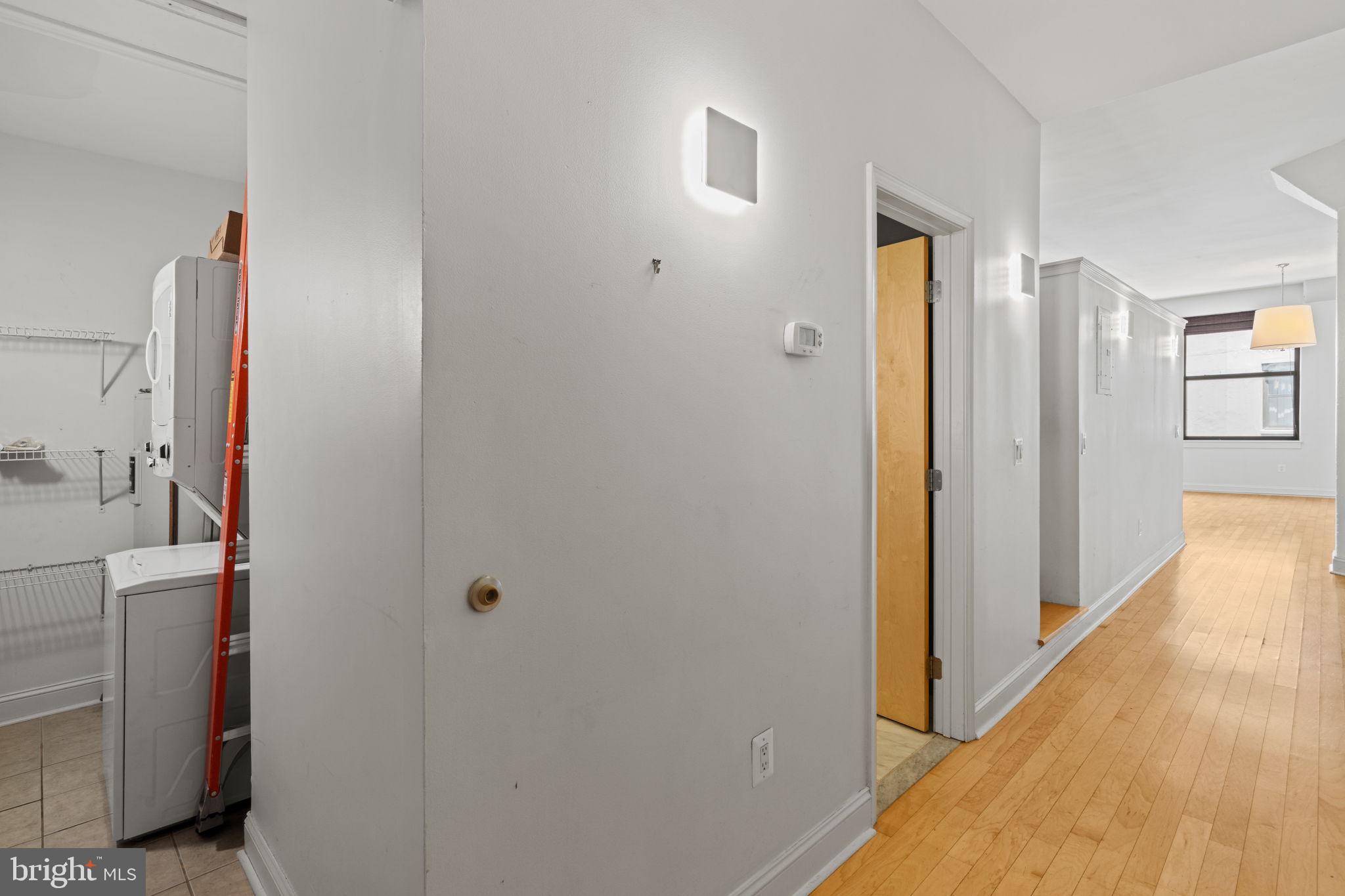AVENUE OF THE ARTS - Residential