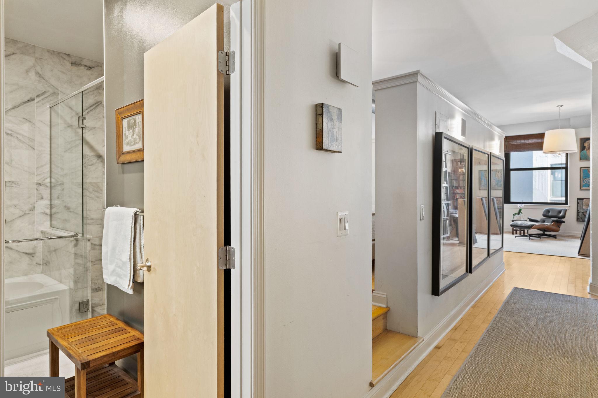 AVENUE OF THE ARTS - Residential