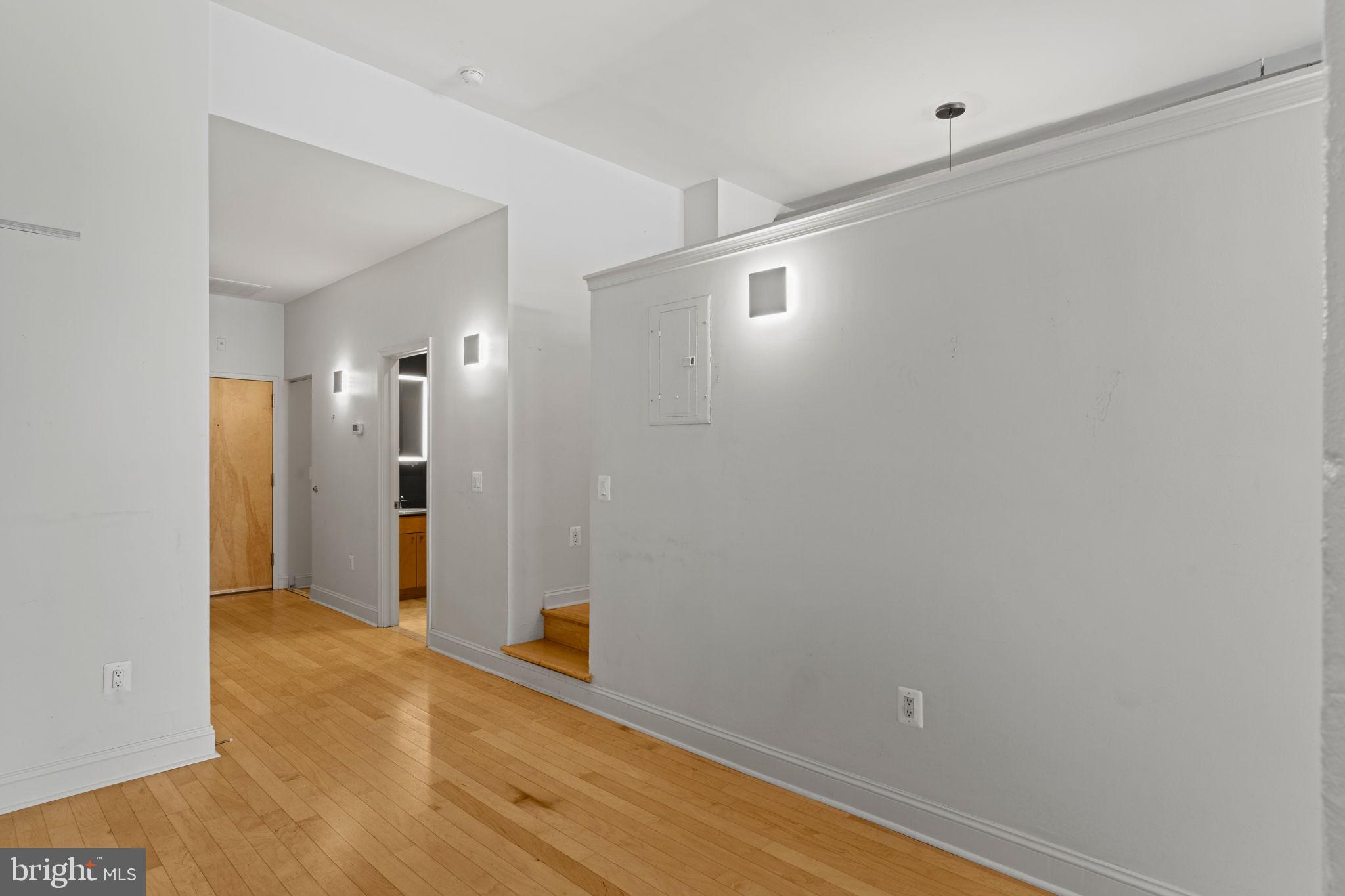 AVENUE OF THE ARTS - Residential