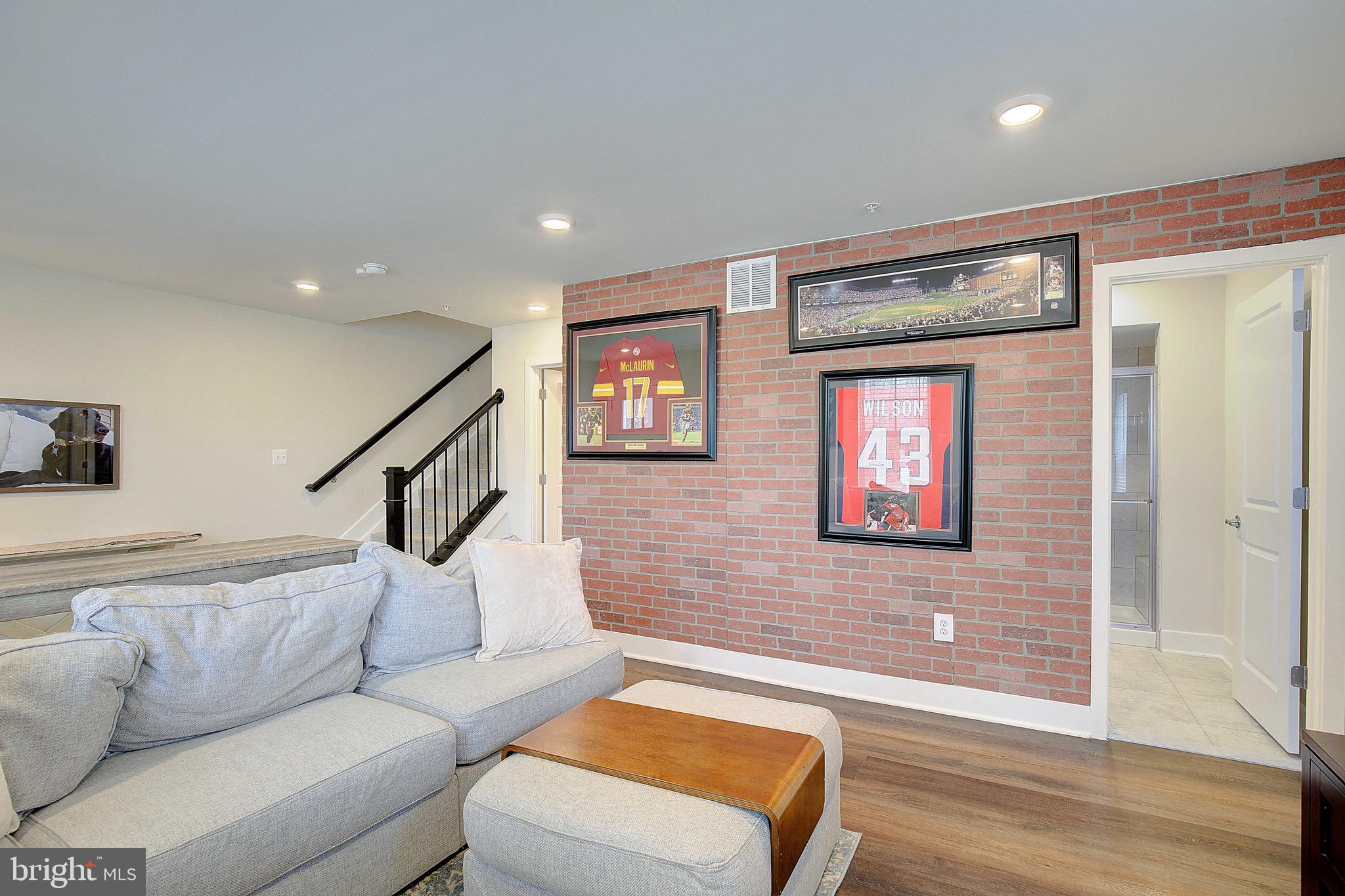 PARKSIDE PRESERVE - Residential