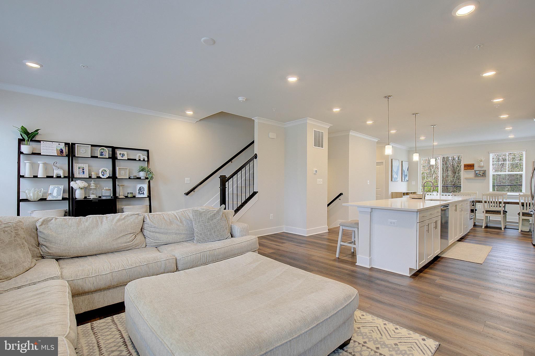 PARKSIDE PRESERVE - Residential
