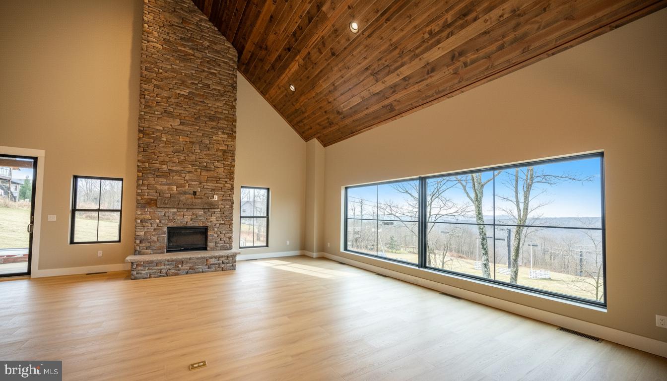 NORTH CAMP - Residential