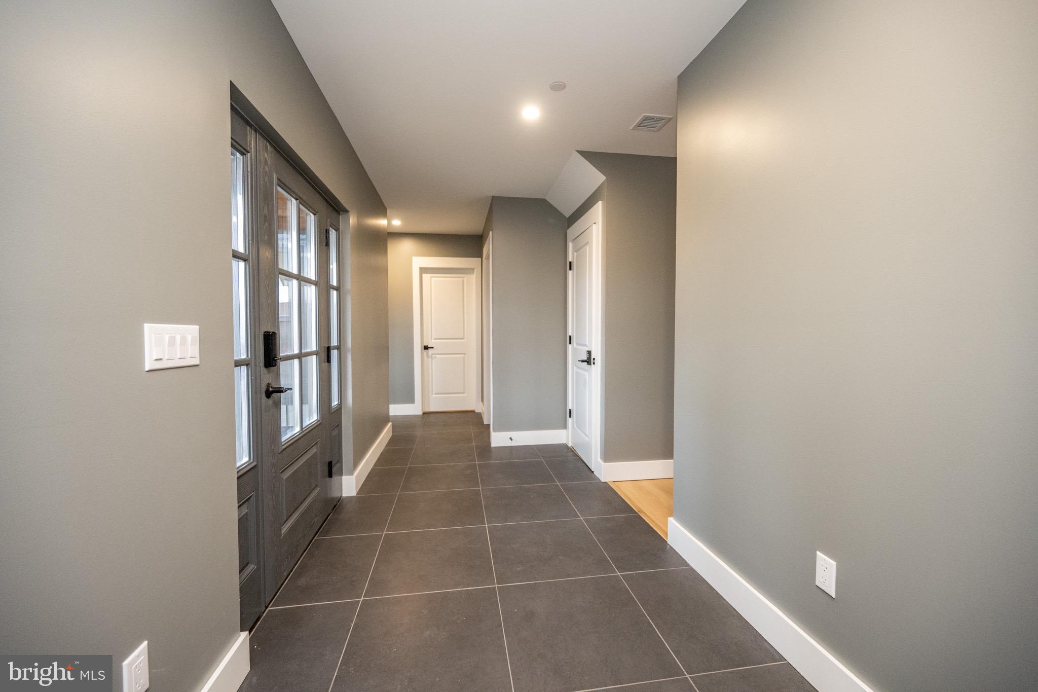NORTH CAMP - Residential