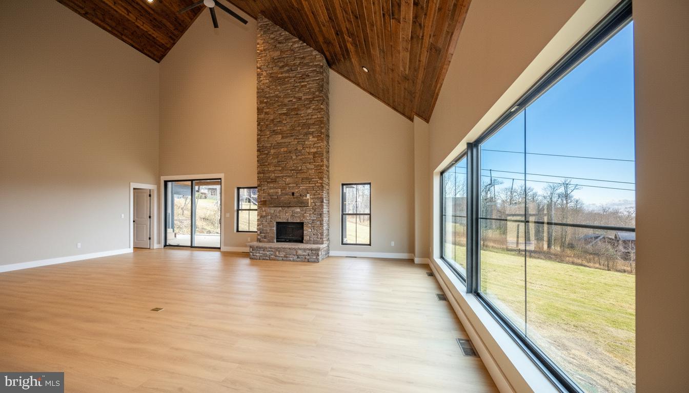 NORTH CAMP - Residential