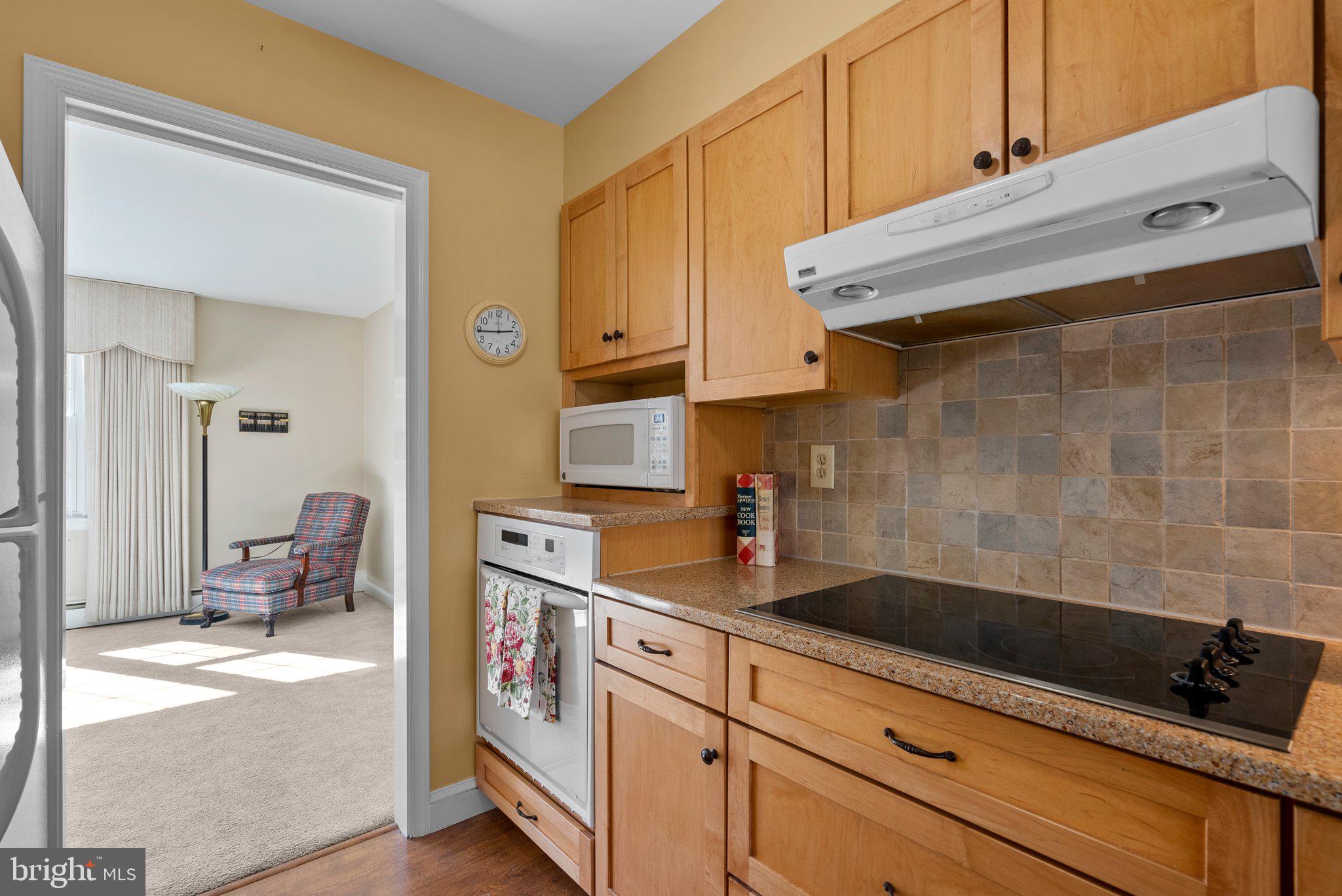 OAK SPRINGS - Residential