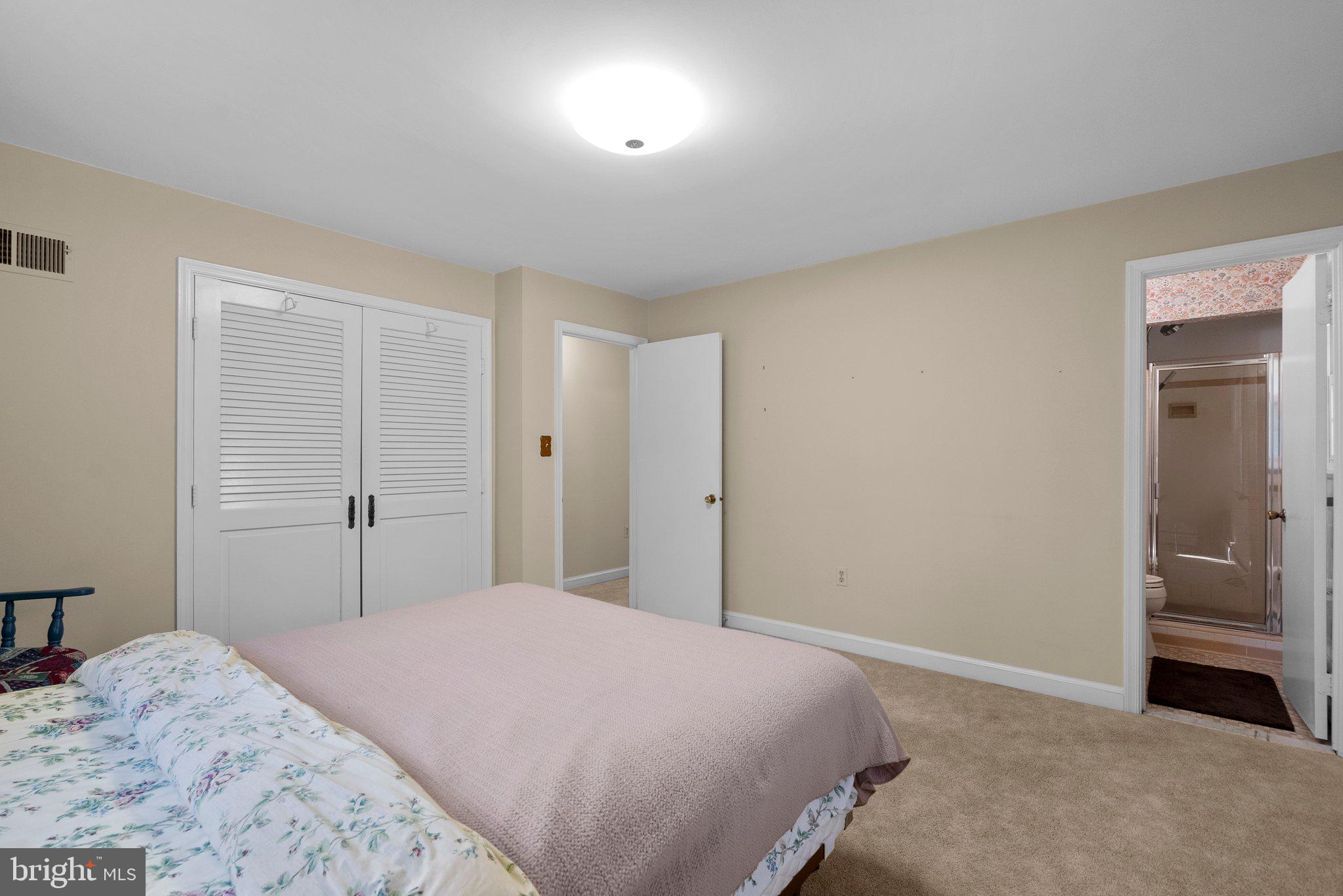 OAK SPRINGS - Residential