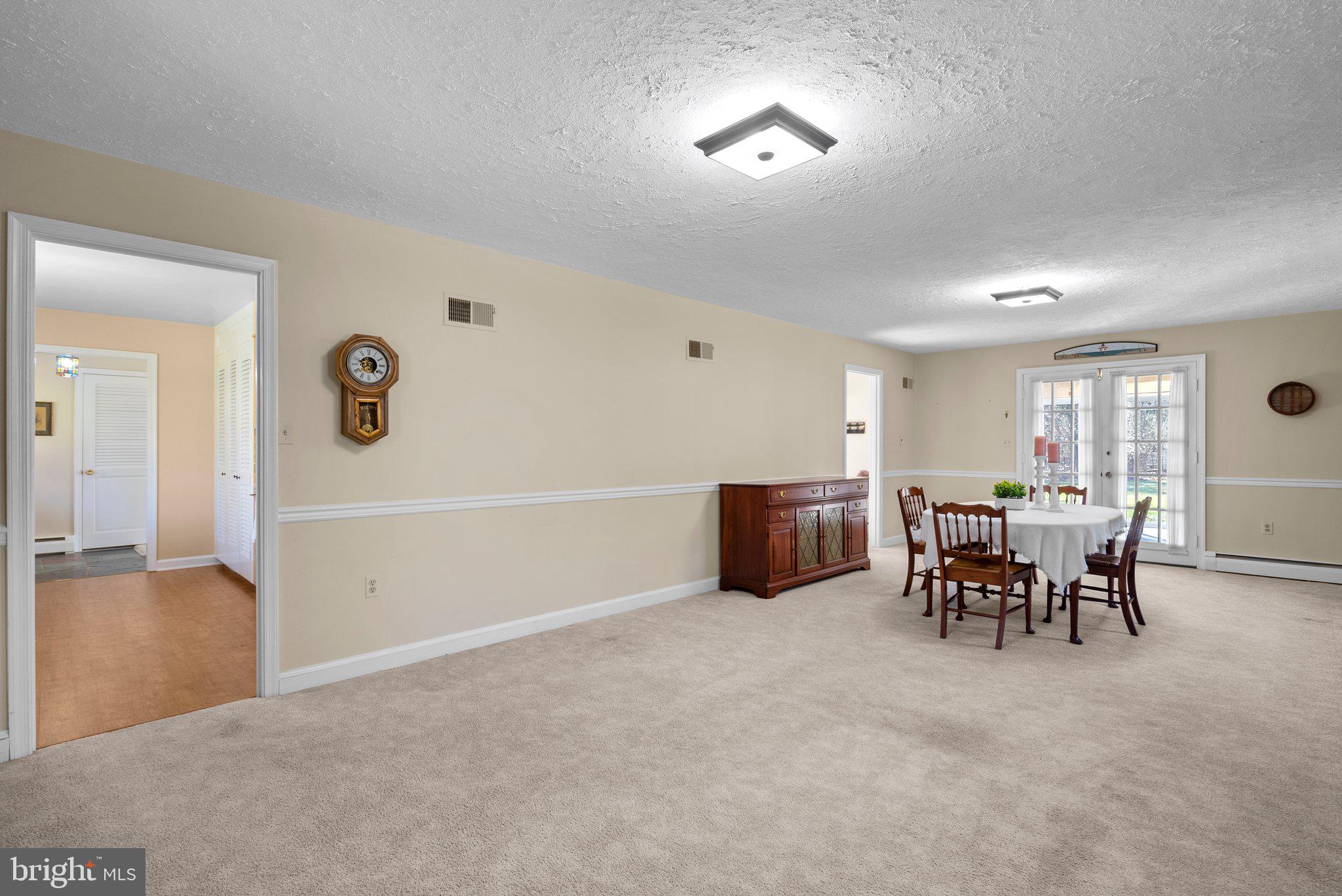 OAK SPRINGS - Residential