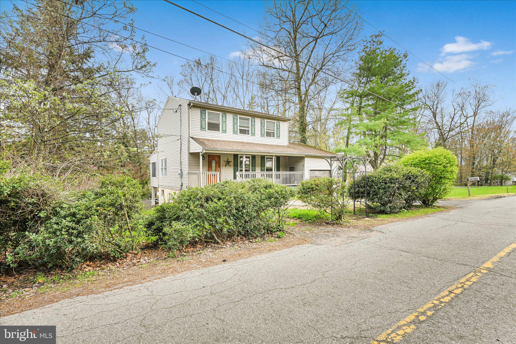 HILLSIDE - Residential