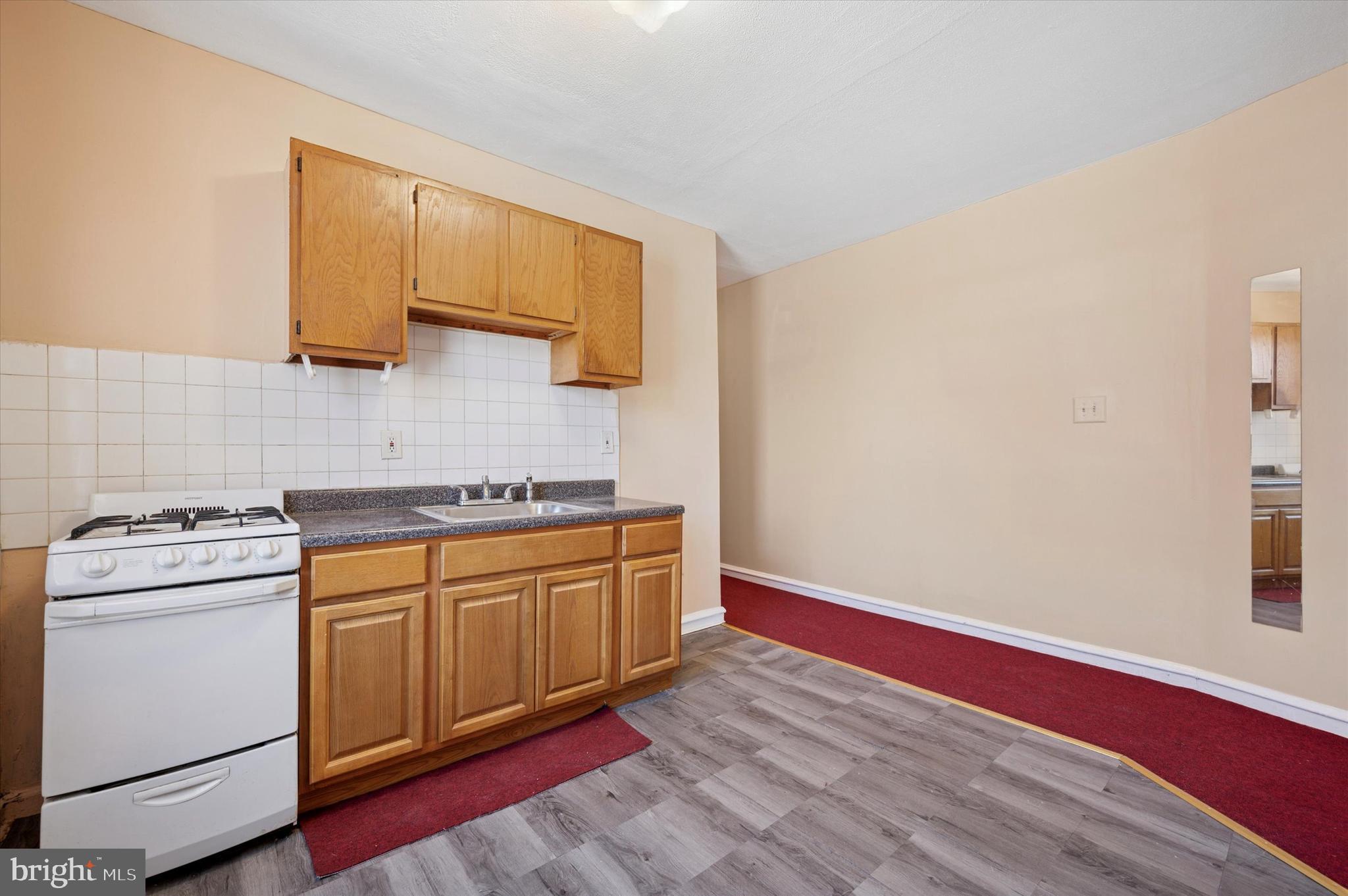 FERN ROCK - Residential Income