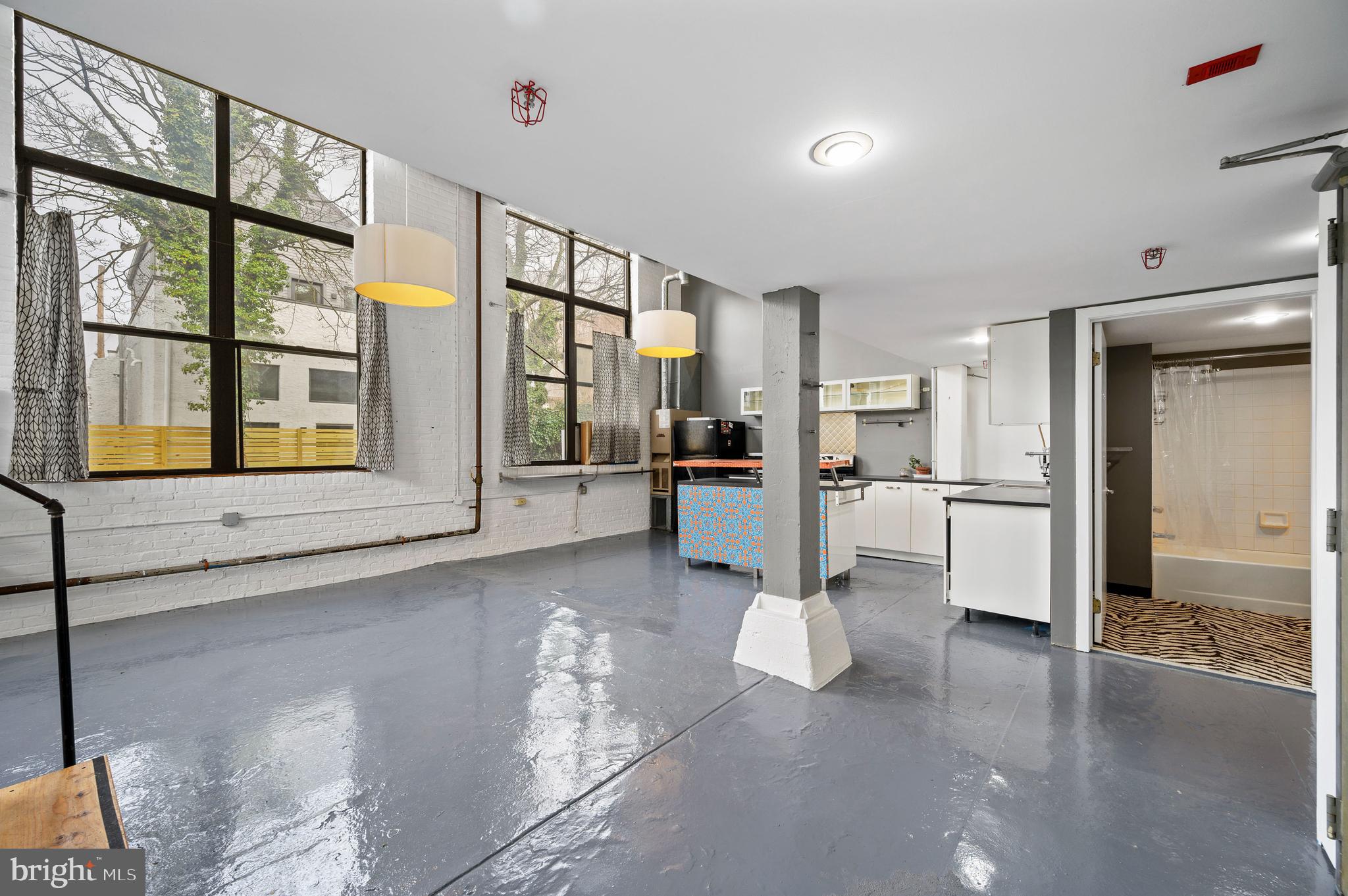 GERMANTOWN (WEST) - Residential