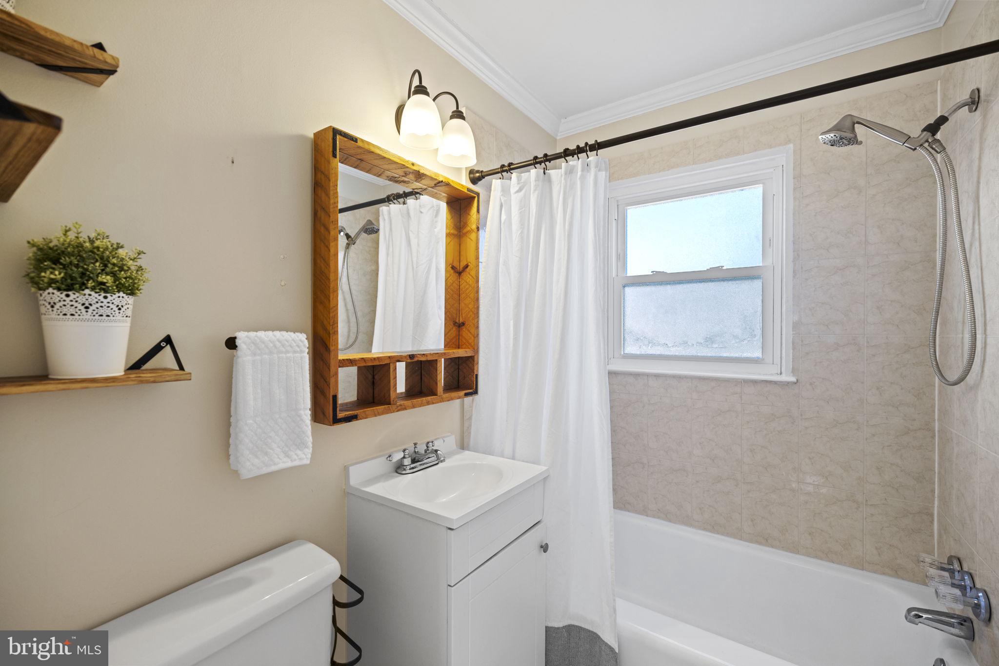 BEACON MANOR - Residential
