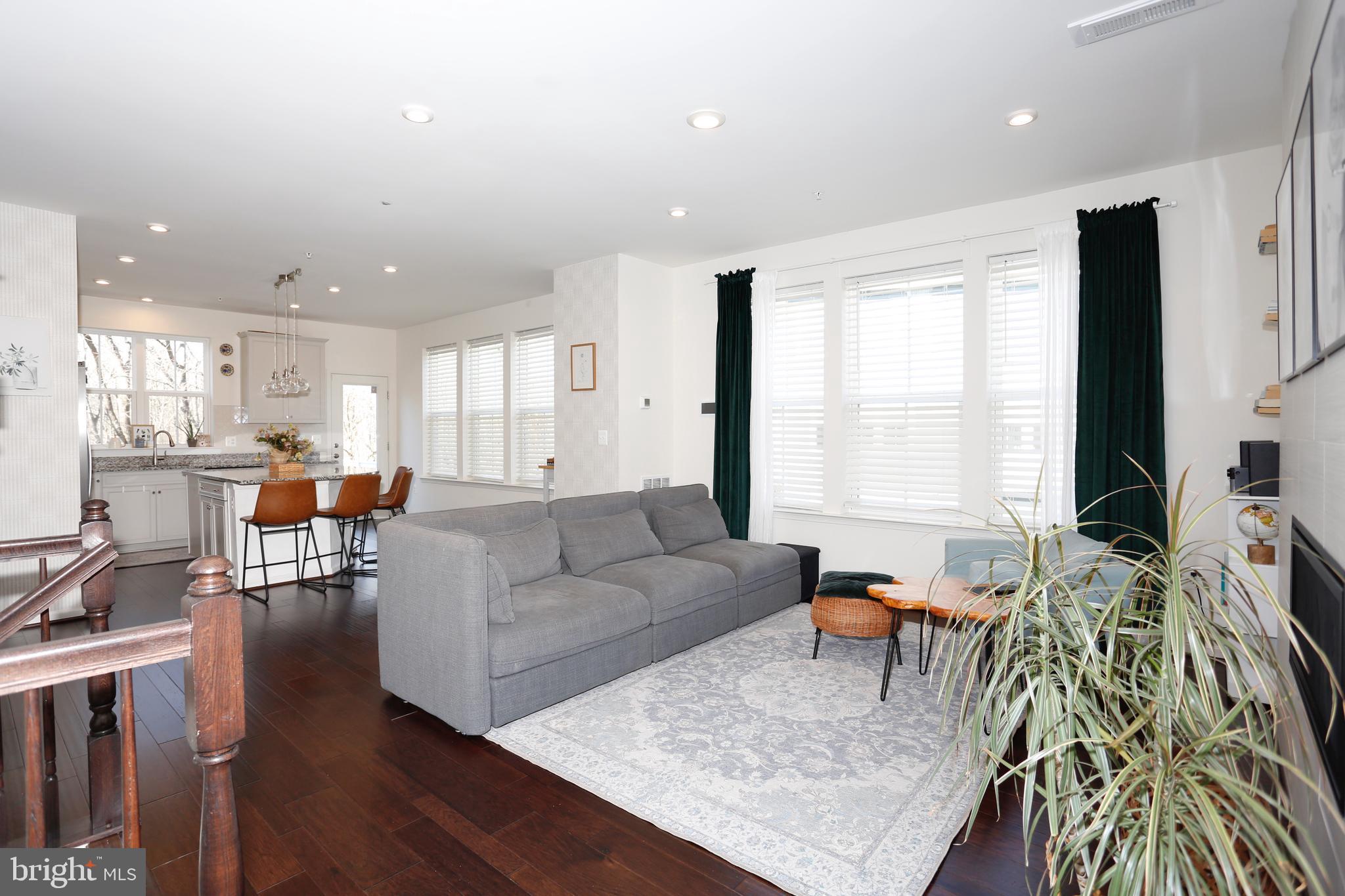 RIVERWALK AT CROFTON - Residential Lease