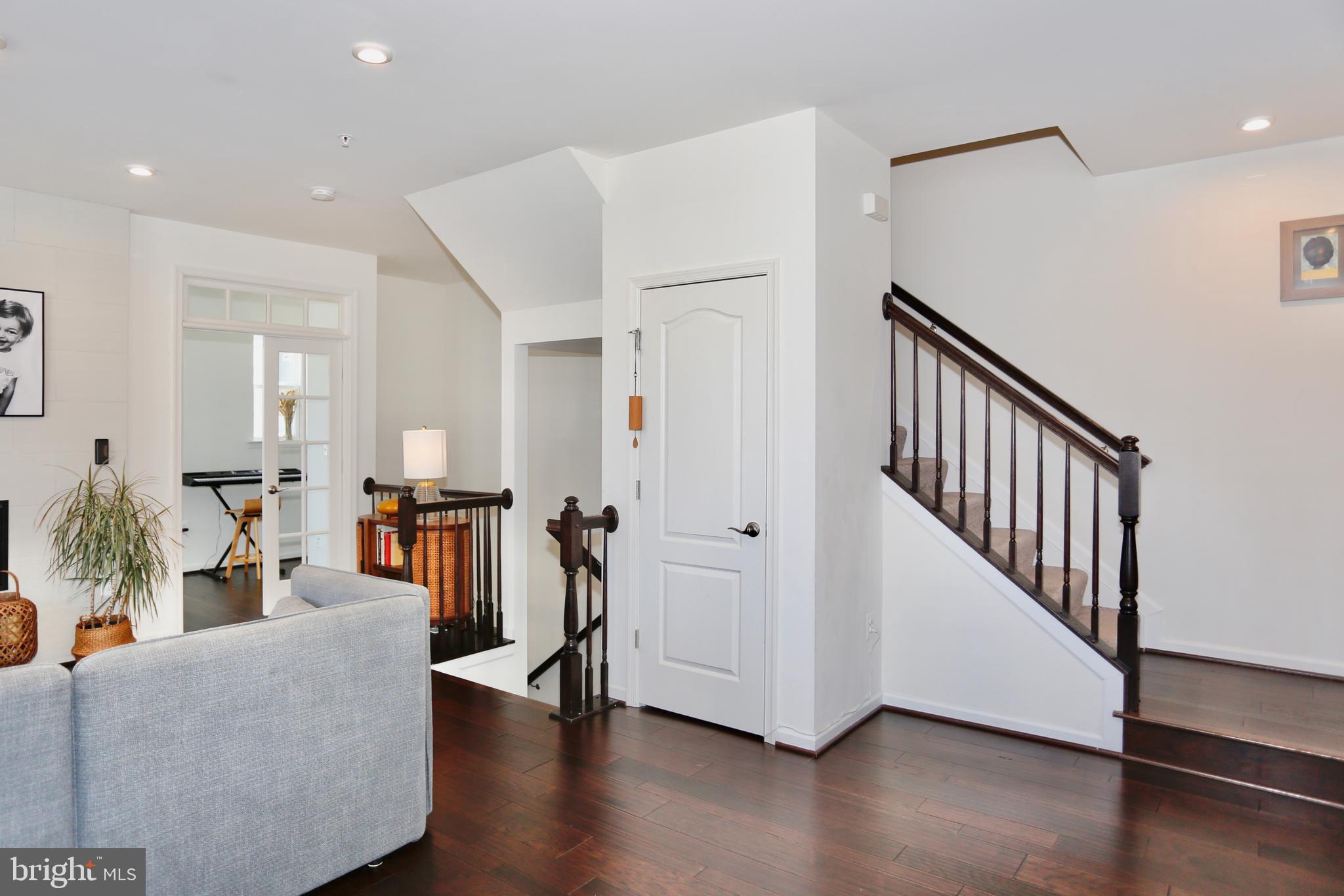 RIVERWALK AT CROFTON - Residential Lease