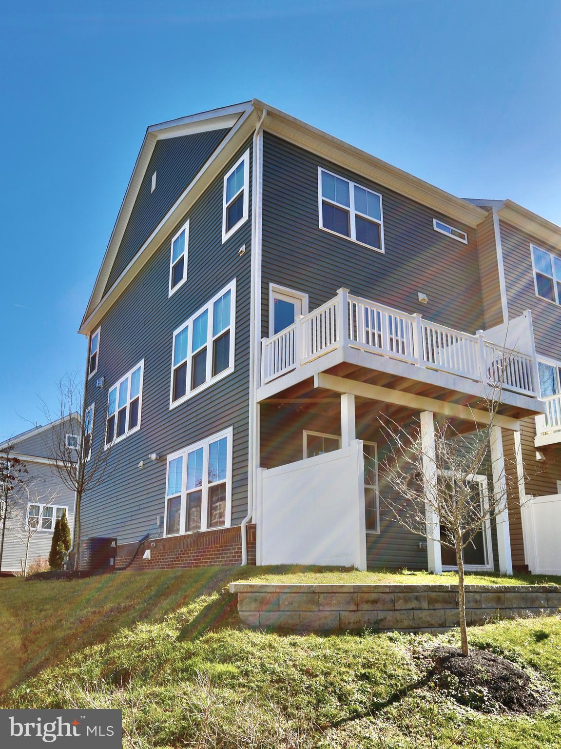 RIVERWALK AT CROFTON - Residential Lease