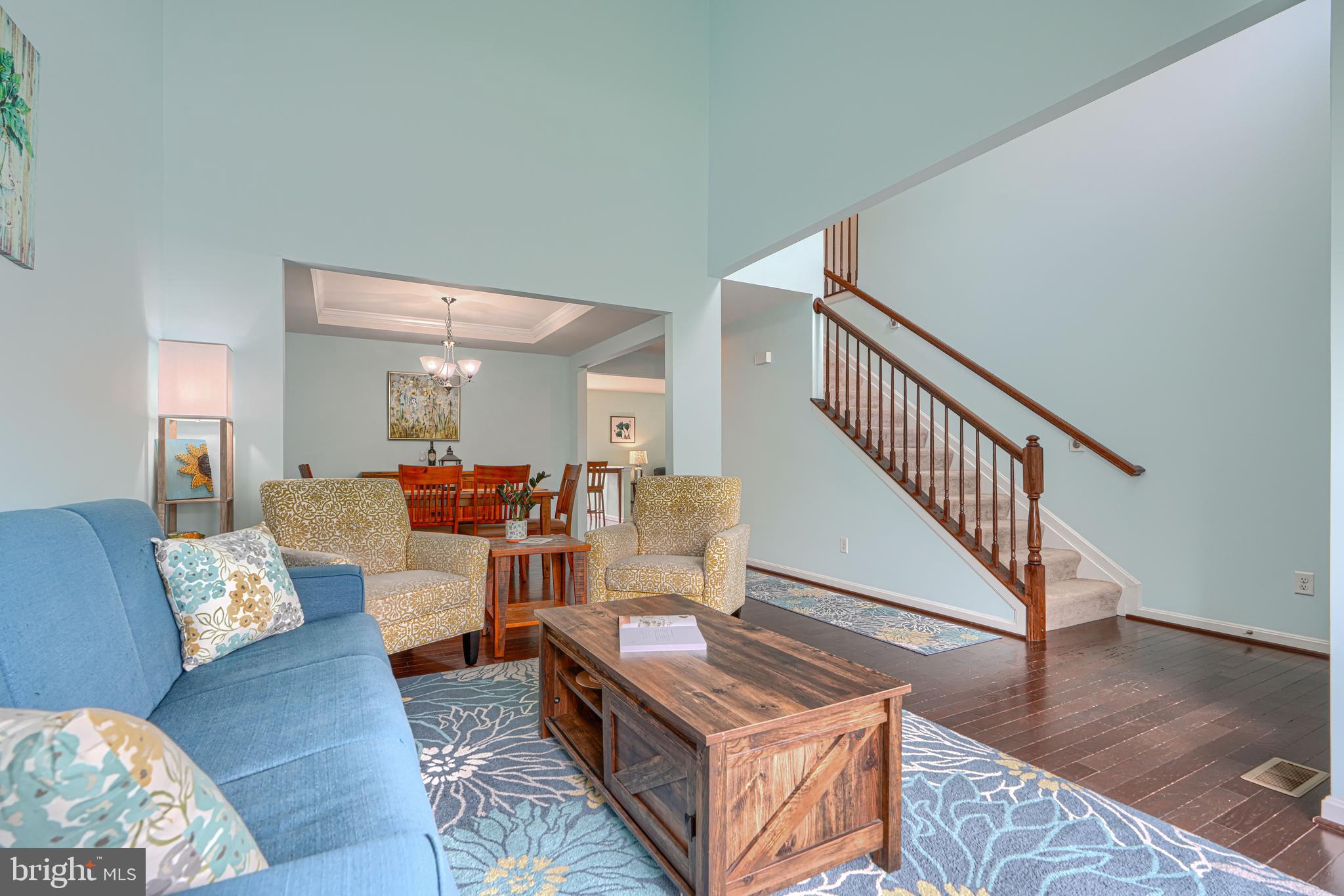 CREEKSIDE - Residential