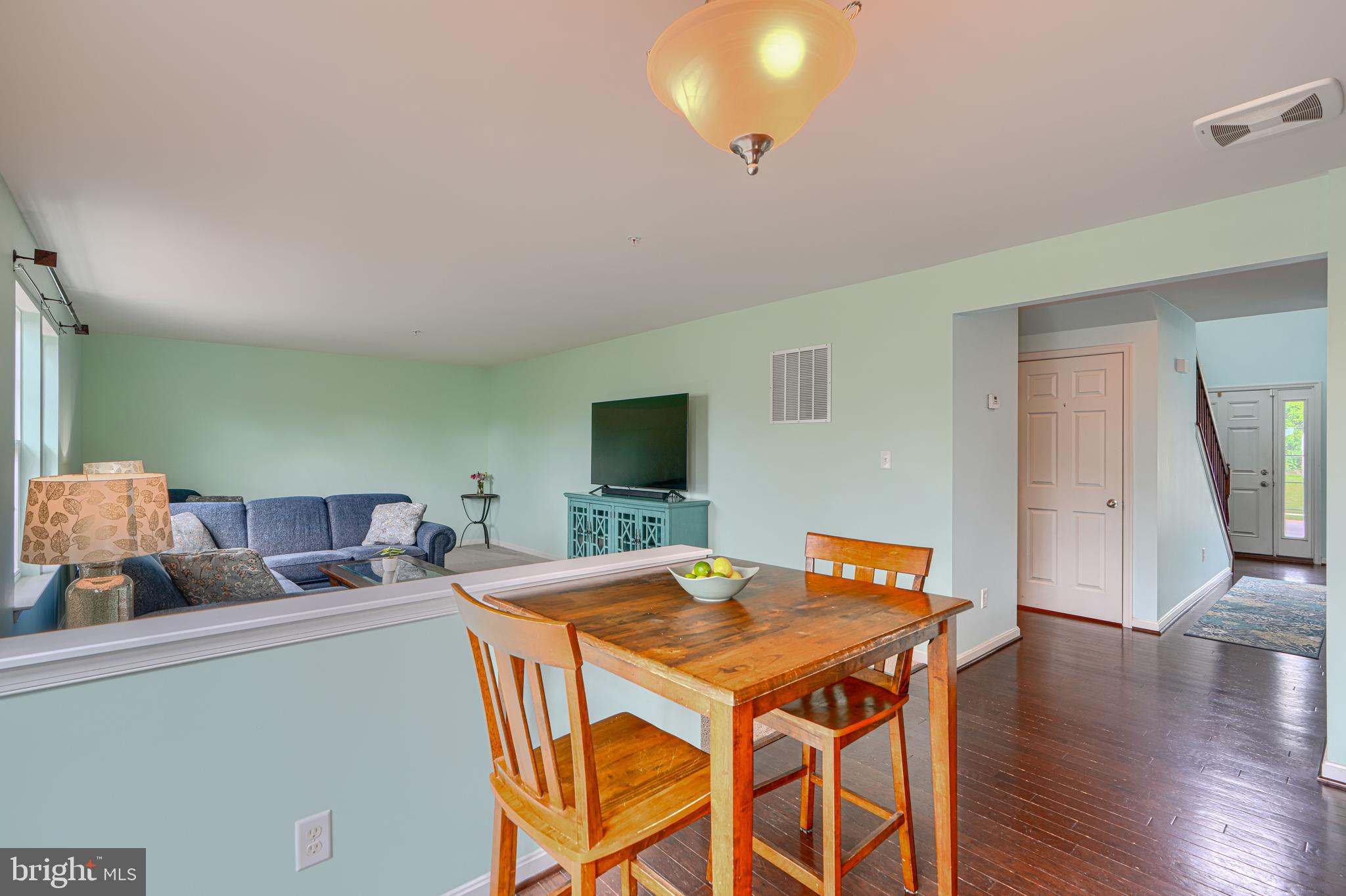 CREEKSIDE - Residential