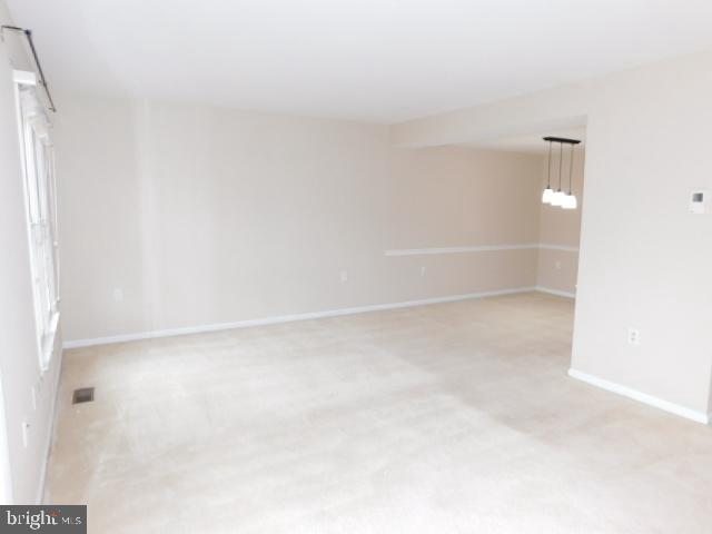 FOXFIELD - Residential Lease