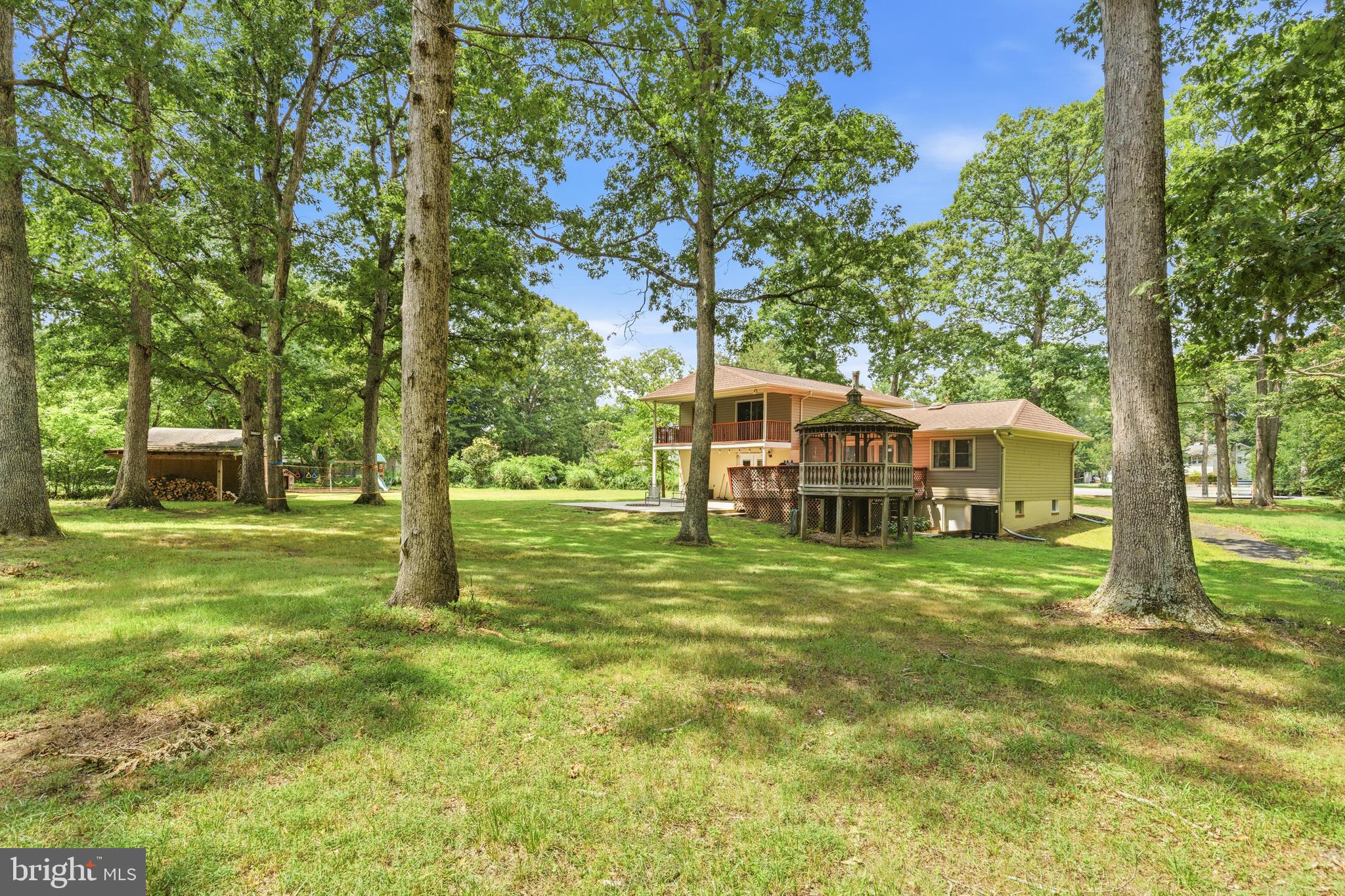 LAUREL ACRES SUB - Residential
