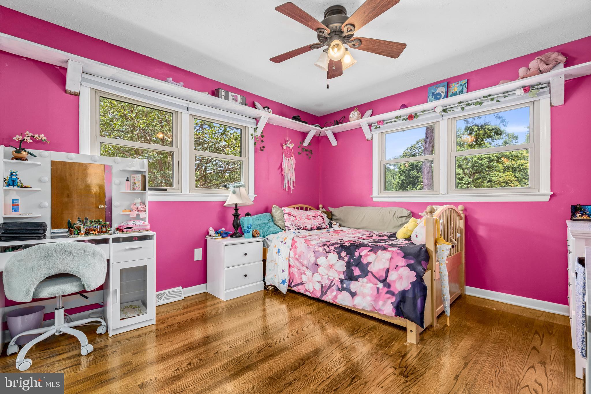 LAUREL ACRES SUB - Residential